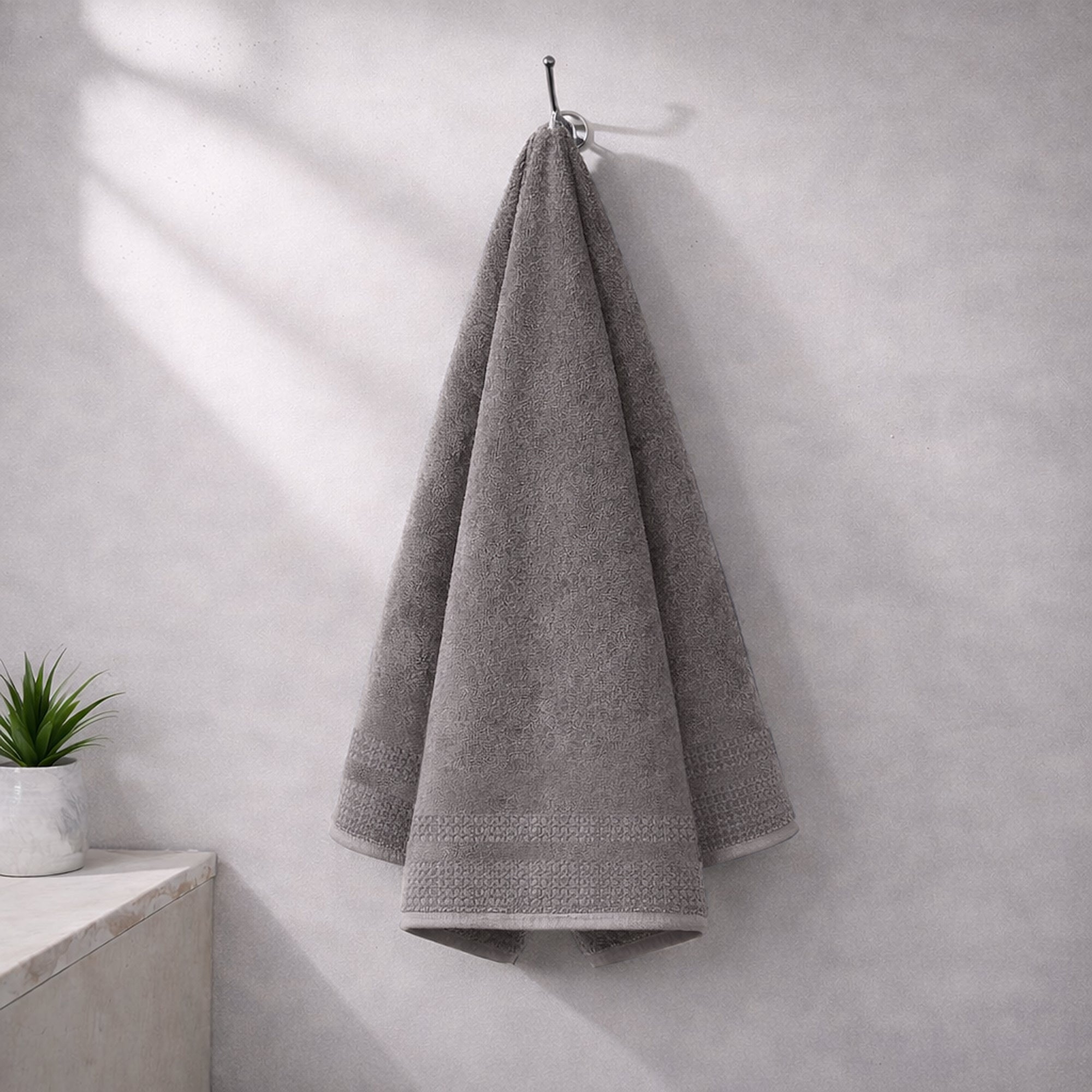 PREMIUM 600 GSM COTTON BAMBOO BLEND TOWELS Bath Towel - 70 x 140 CM / Dark Grey
