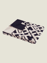 Tommy Hilfiger Spirit Knitted Throw