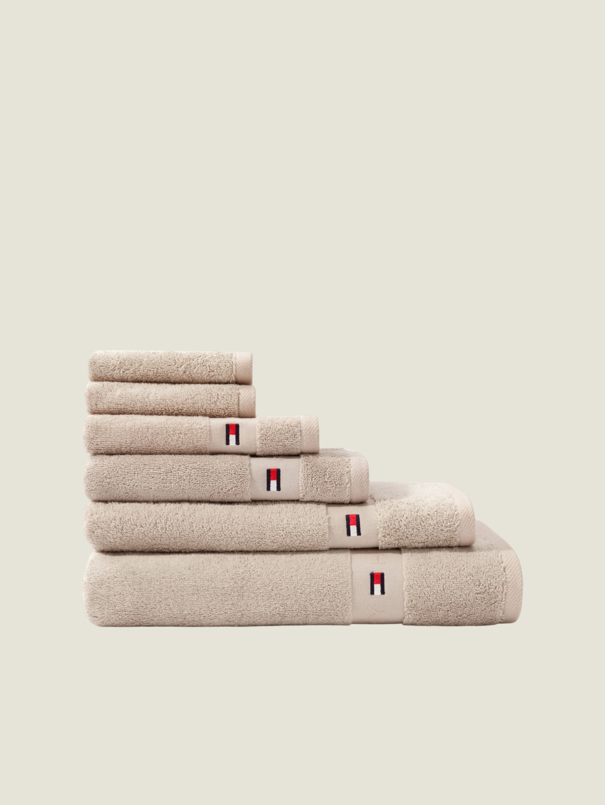 Tommy Hilfiger Legend Towels - 520 GSM