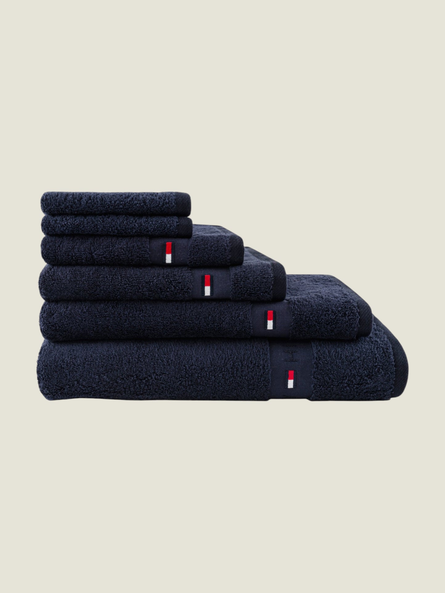 Tommy Hilfiger 520 GSM Legend Towel