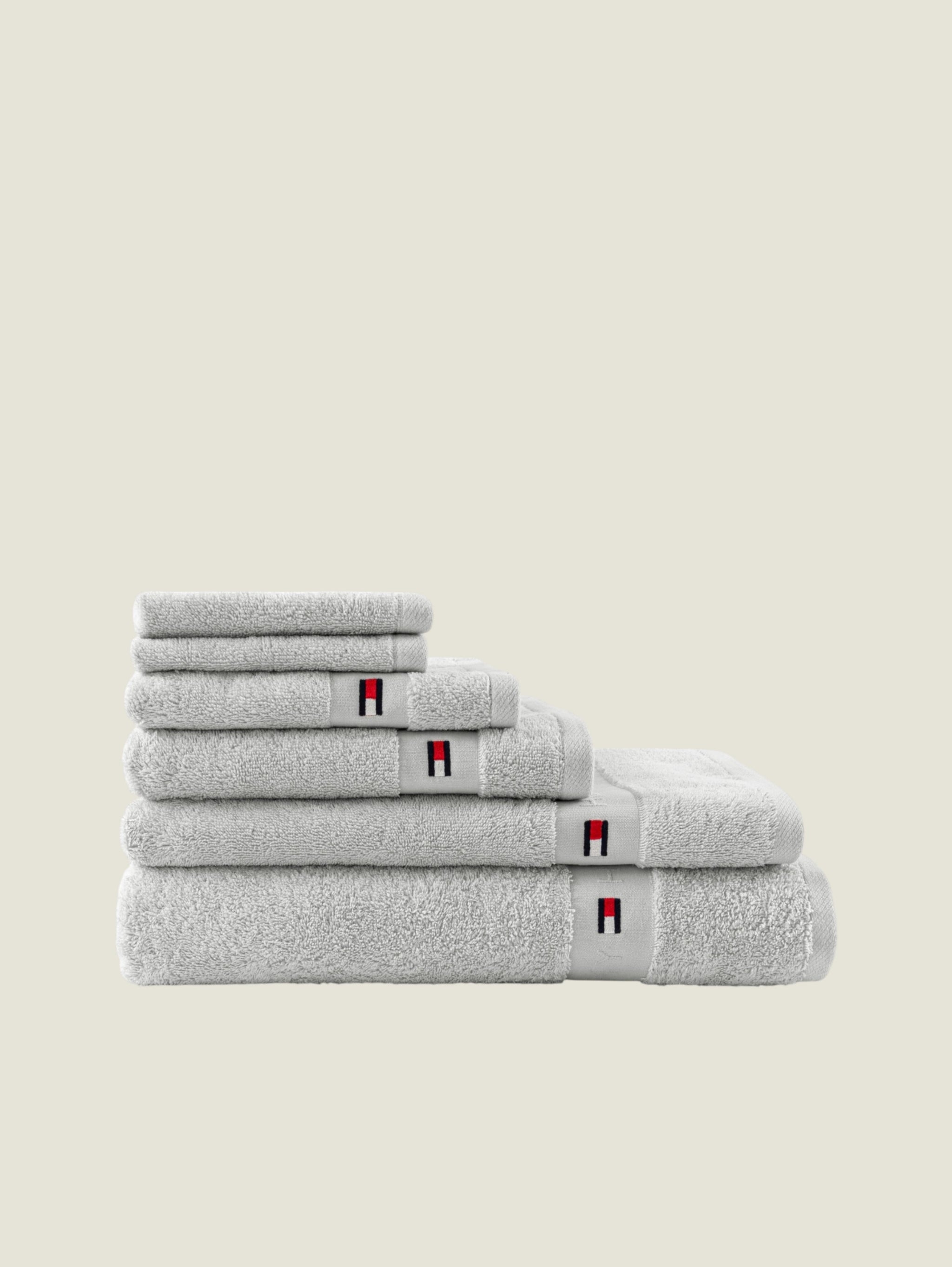 Tommy Hilfiger Legend Towels - 520 GSM