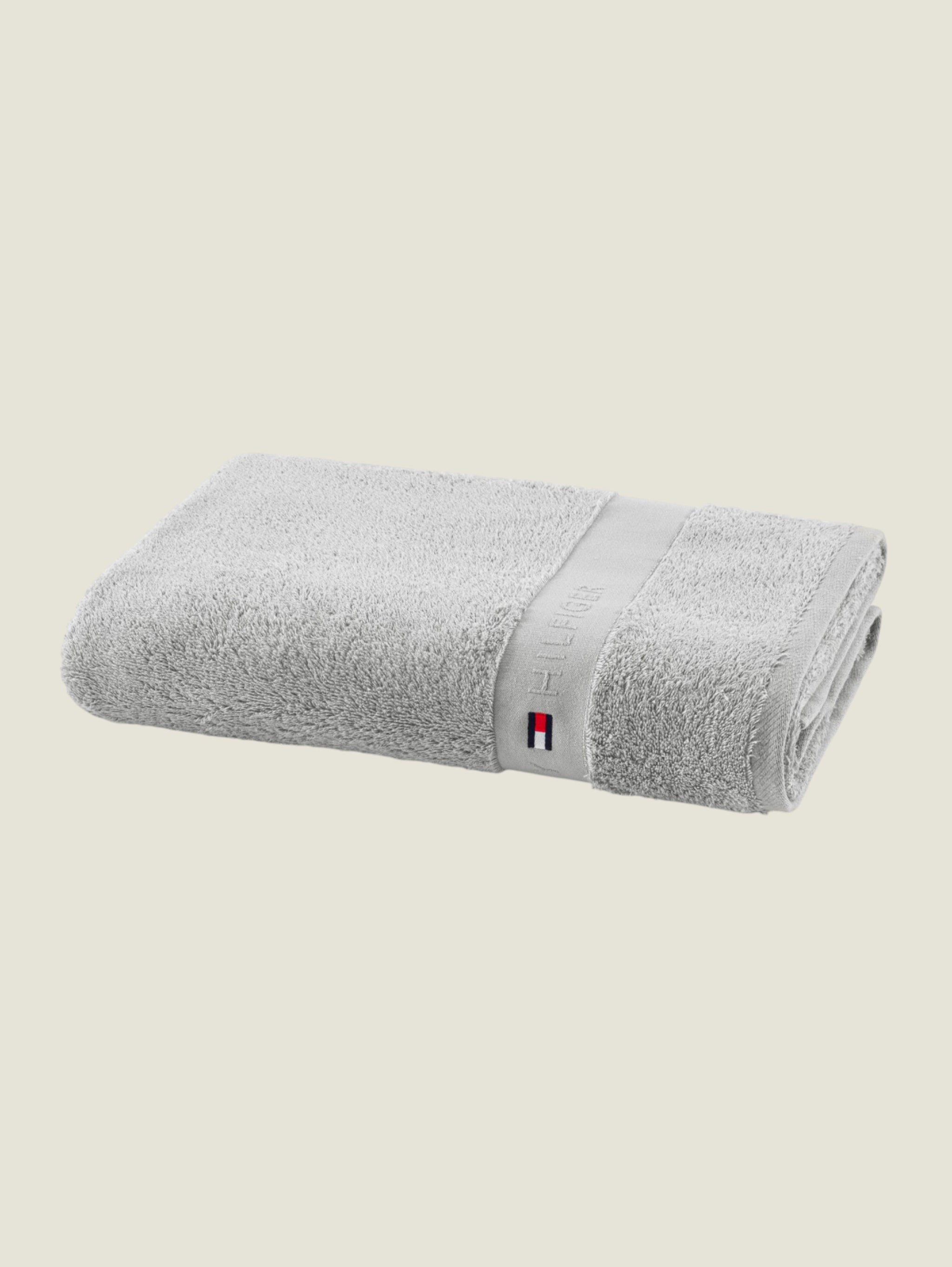 Tommy Hilfiger 520 GSM Legend Towel