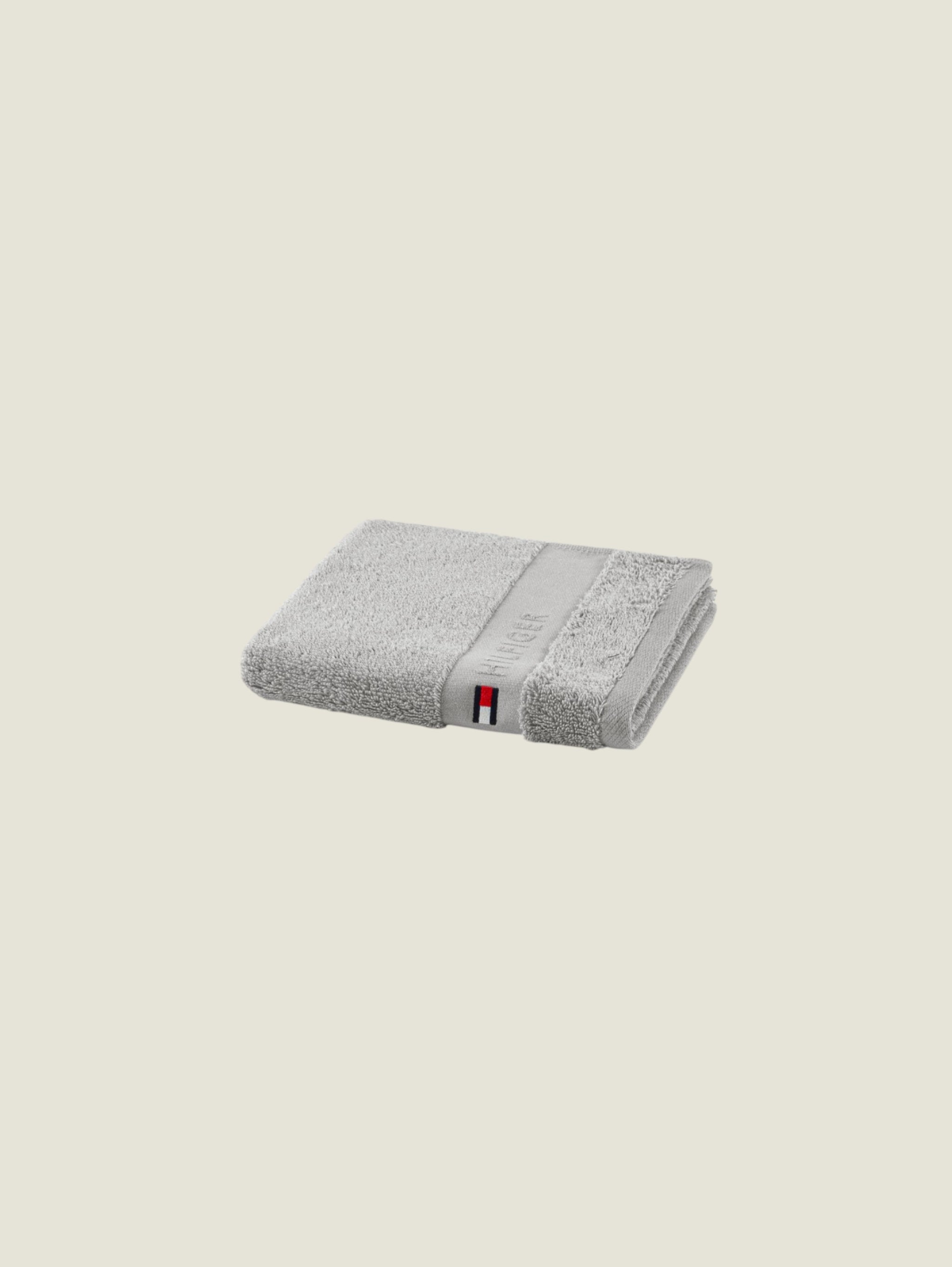 Tommy Hilfiger 520 GSM Legend Towel