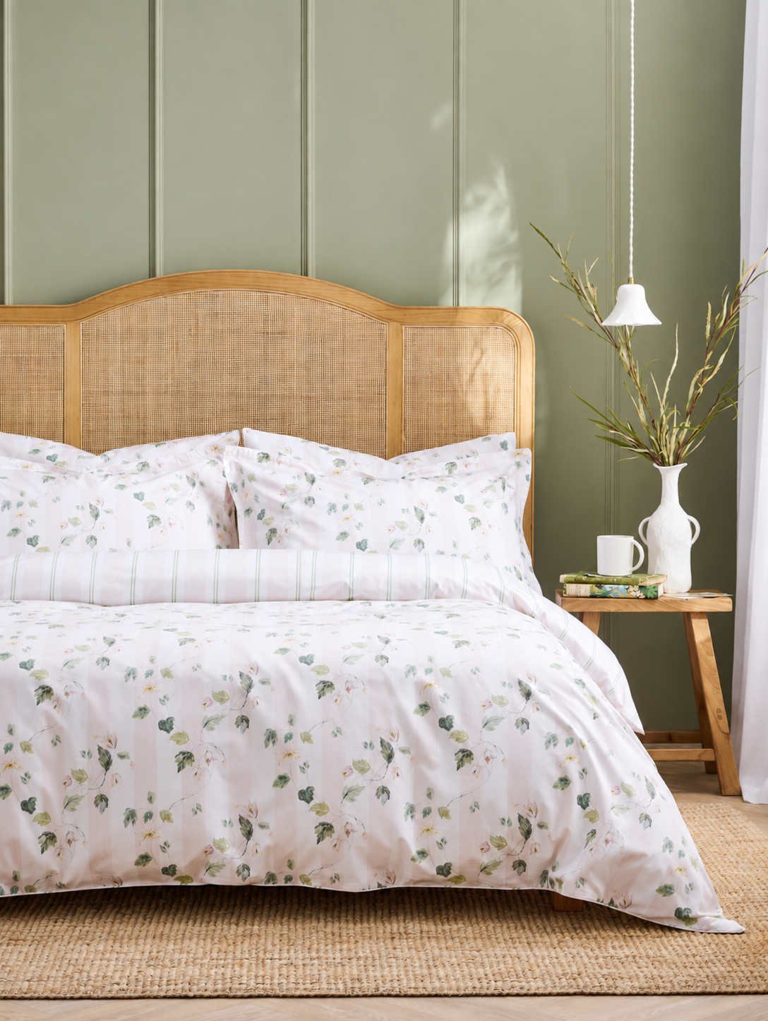 Christy Snowdrops Duvet Set