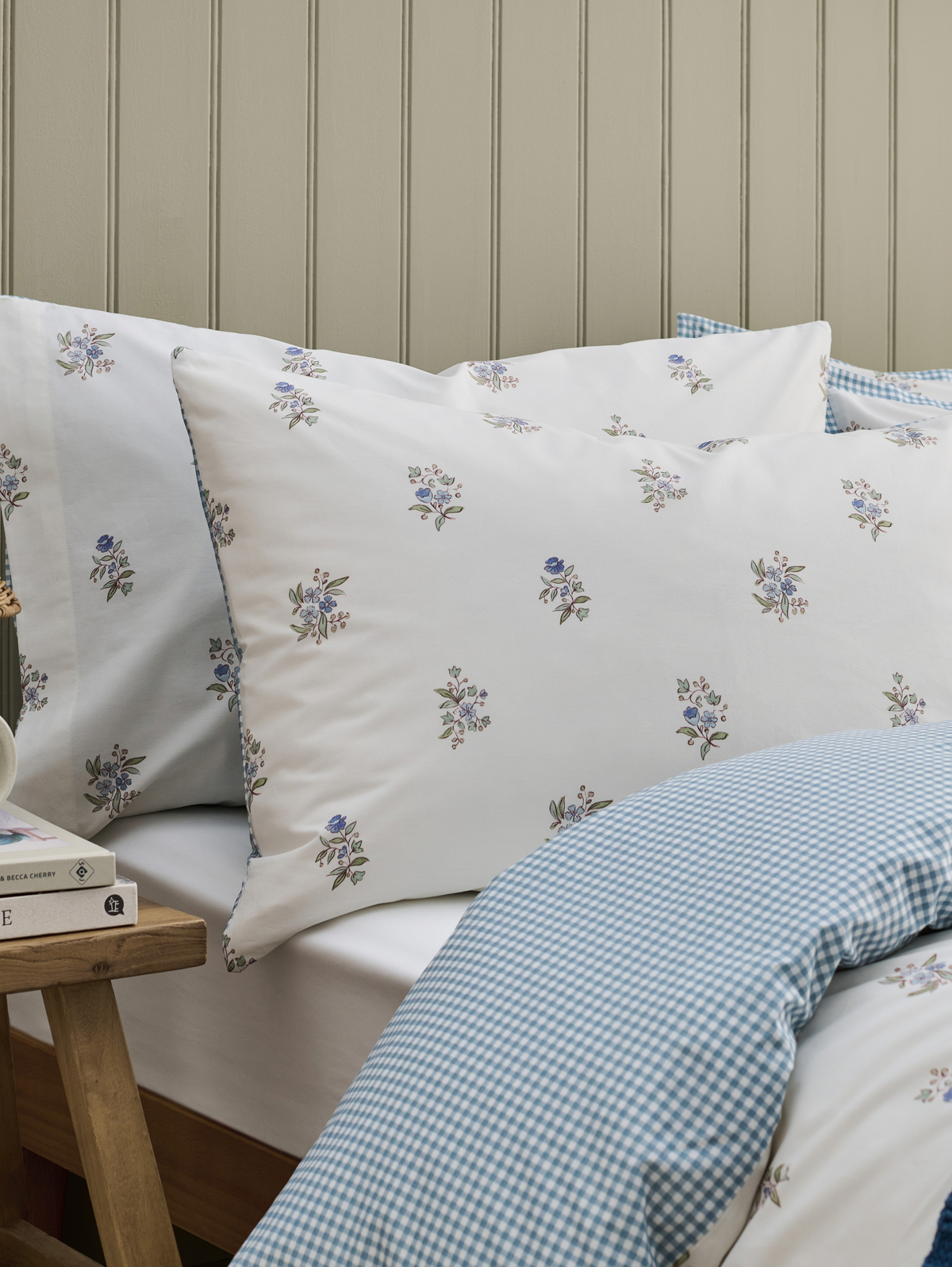 Christy Guernsey Duvet Set