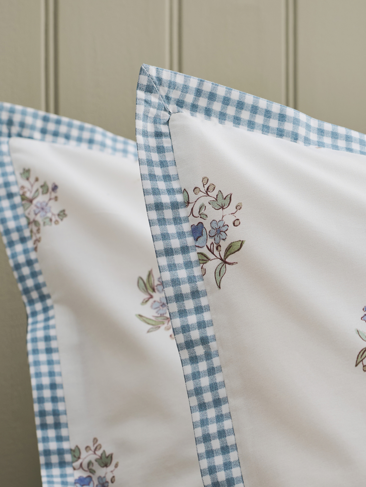 Christy Guernsey Duvet Set