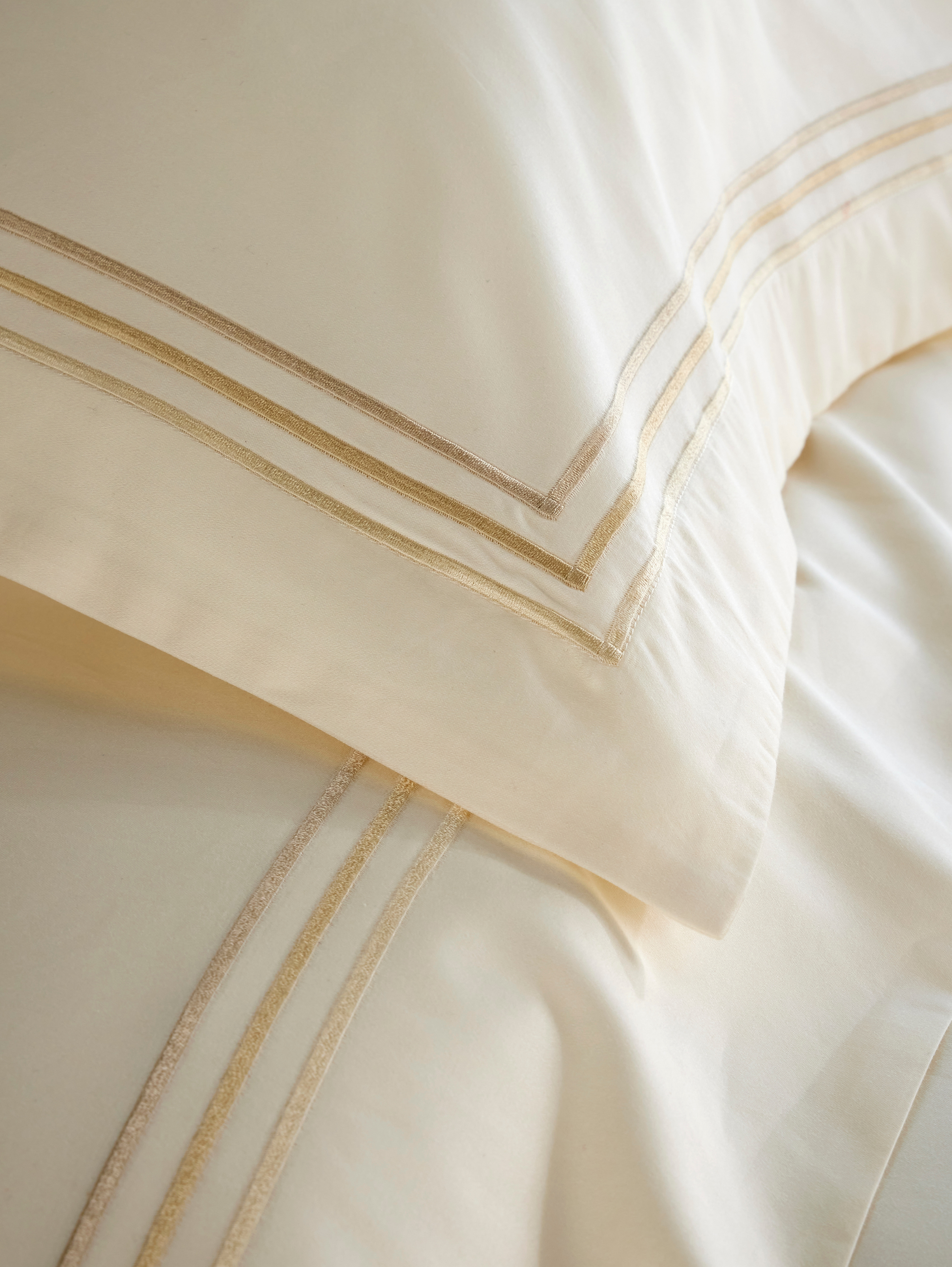 Christy Luxury Supima Fitted Sheet - 500 Thread Count Sateen