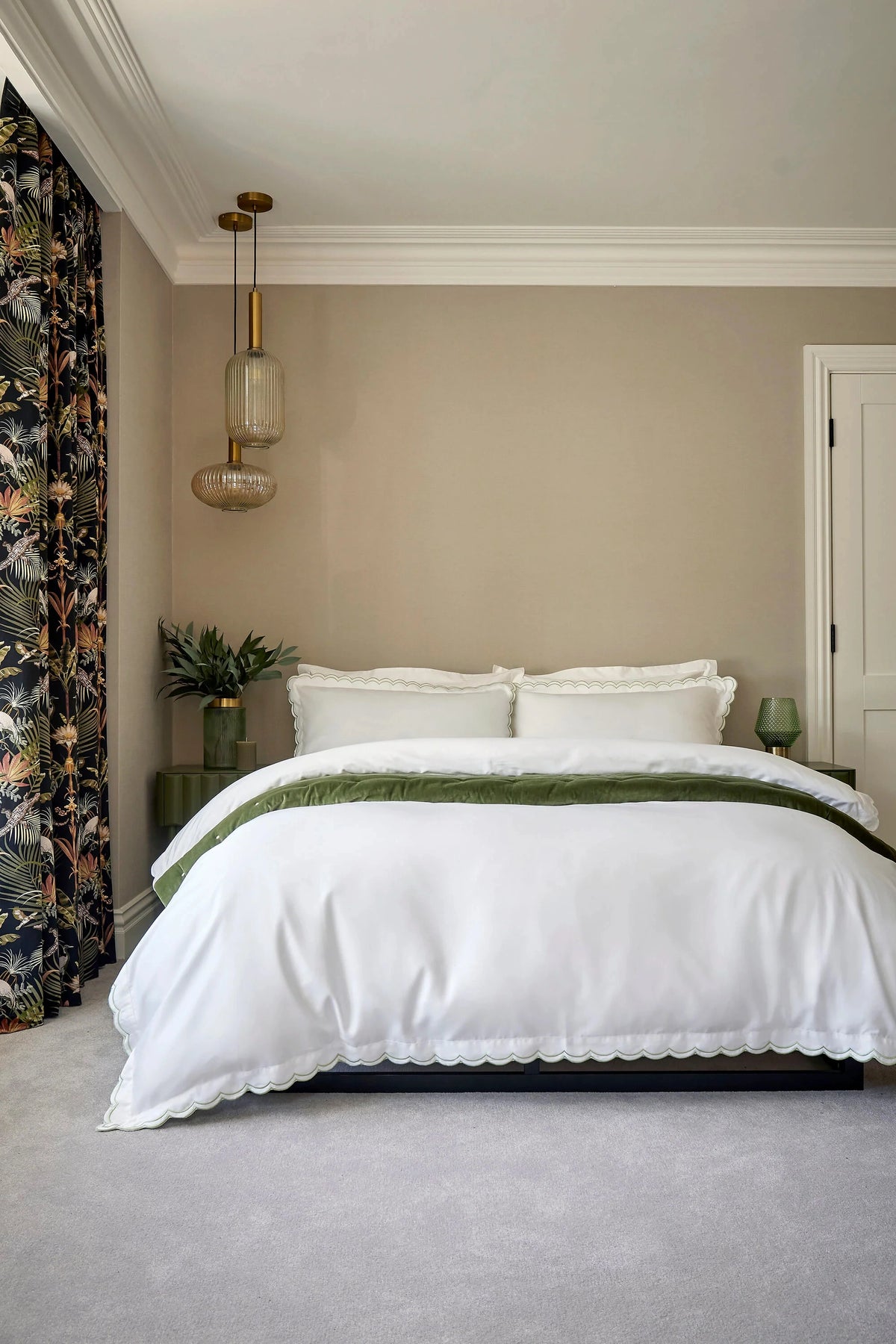 Christy Scallop Edge Duvet Set - 300 Thread Count Sateen