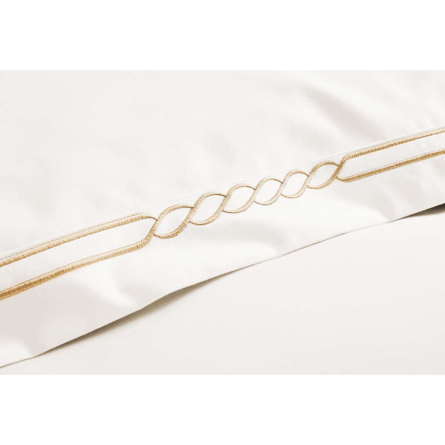 Christy Nautical Duvet Set – Cream & Gold Embroidered