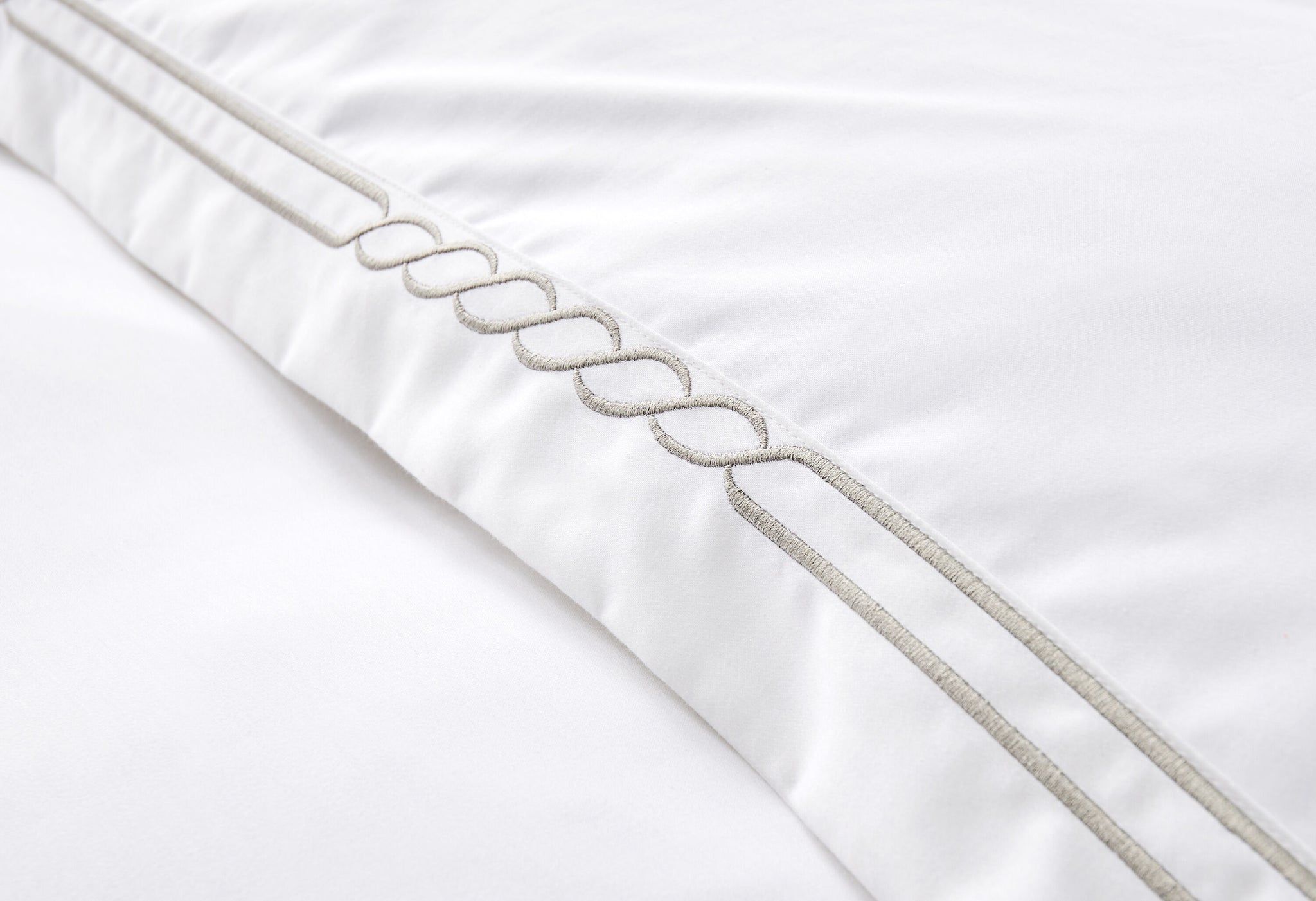 Nautical Oxford Std Pillowcase Pair White with Silver Embroidery Light Grey / Oxford Pillowcase Pair - 50x75 + 5 CM (2)