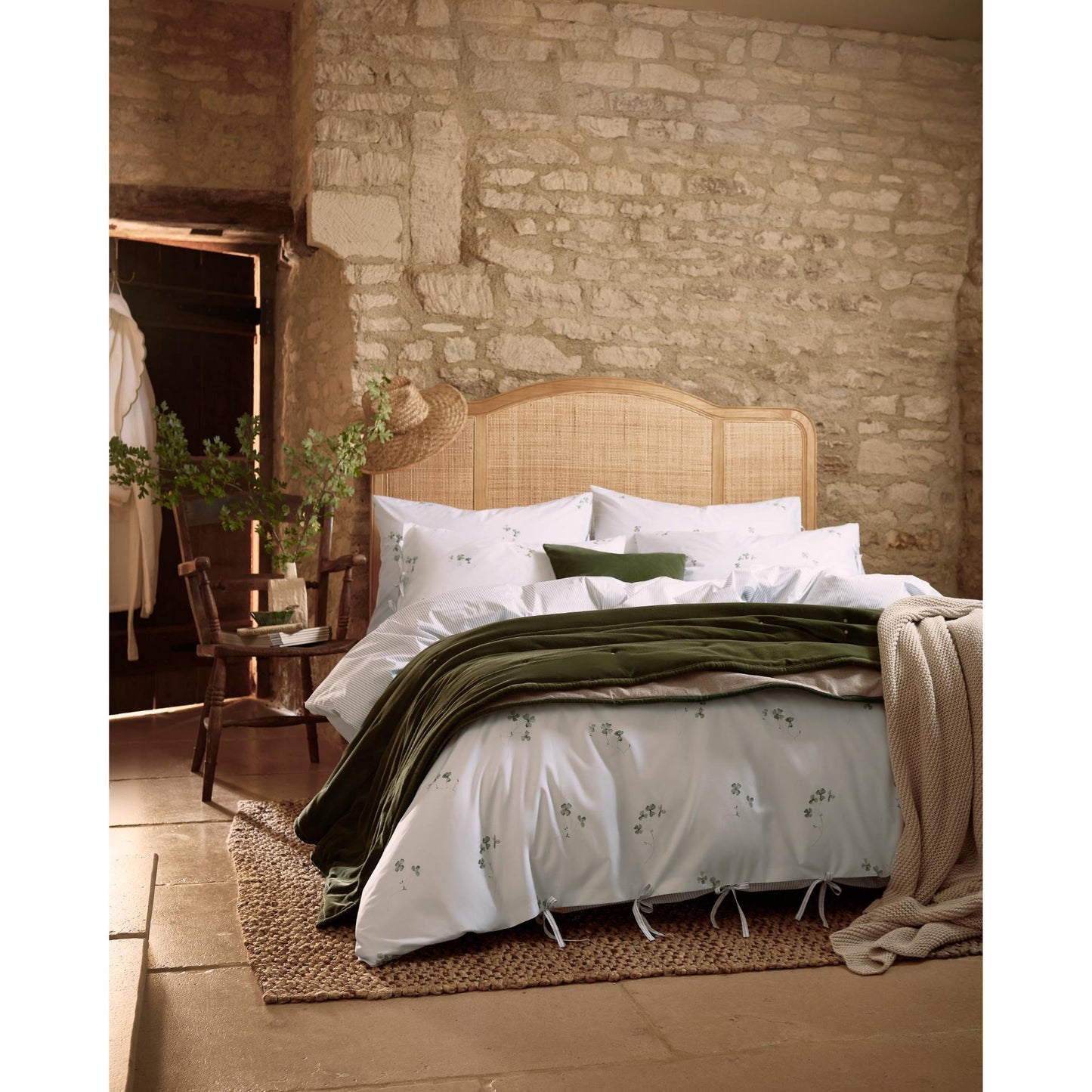 Christy Clover Duvet Set – Green