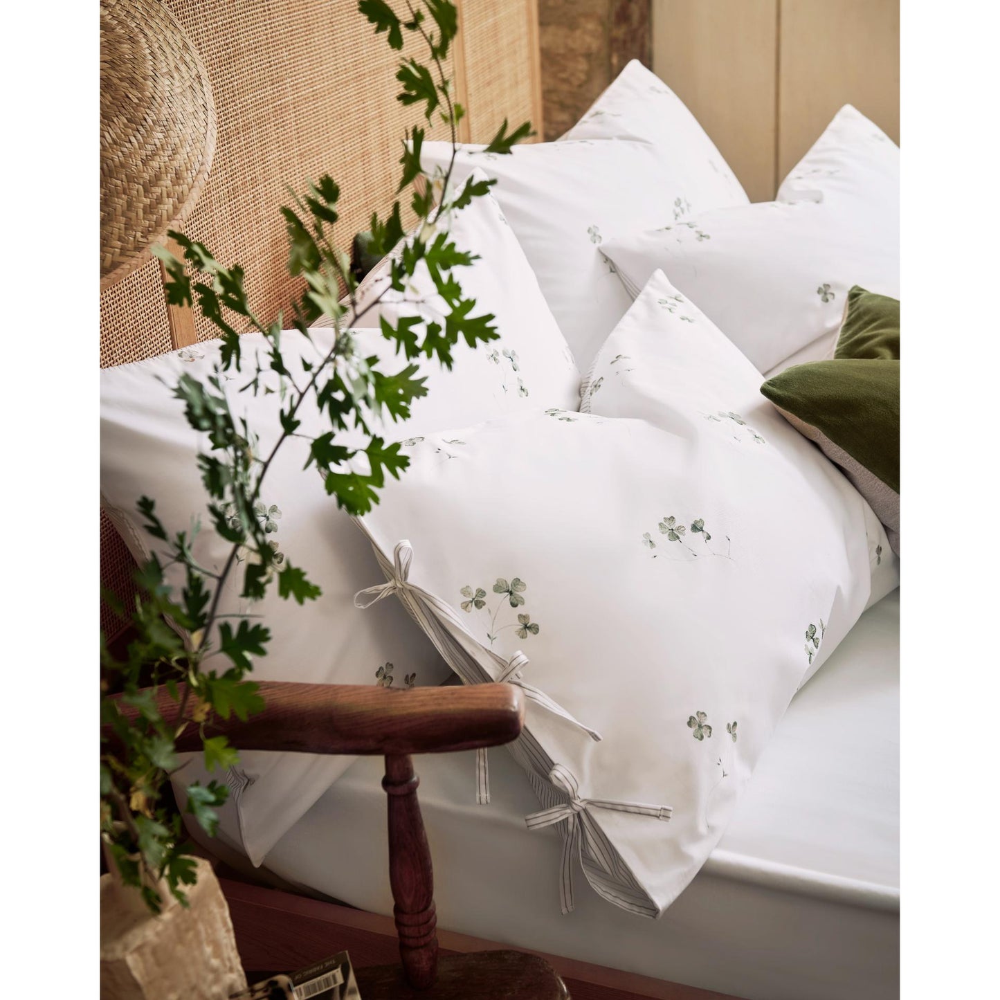 Christy Clover Duvet Set – Green