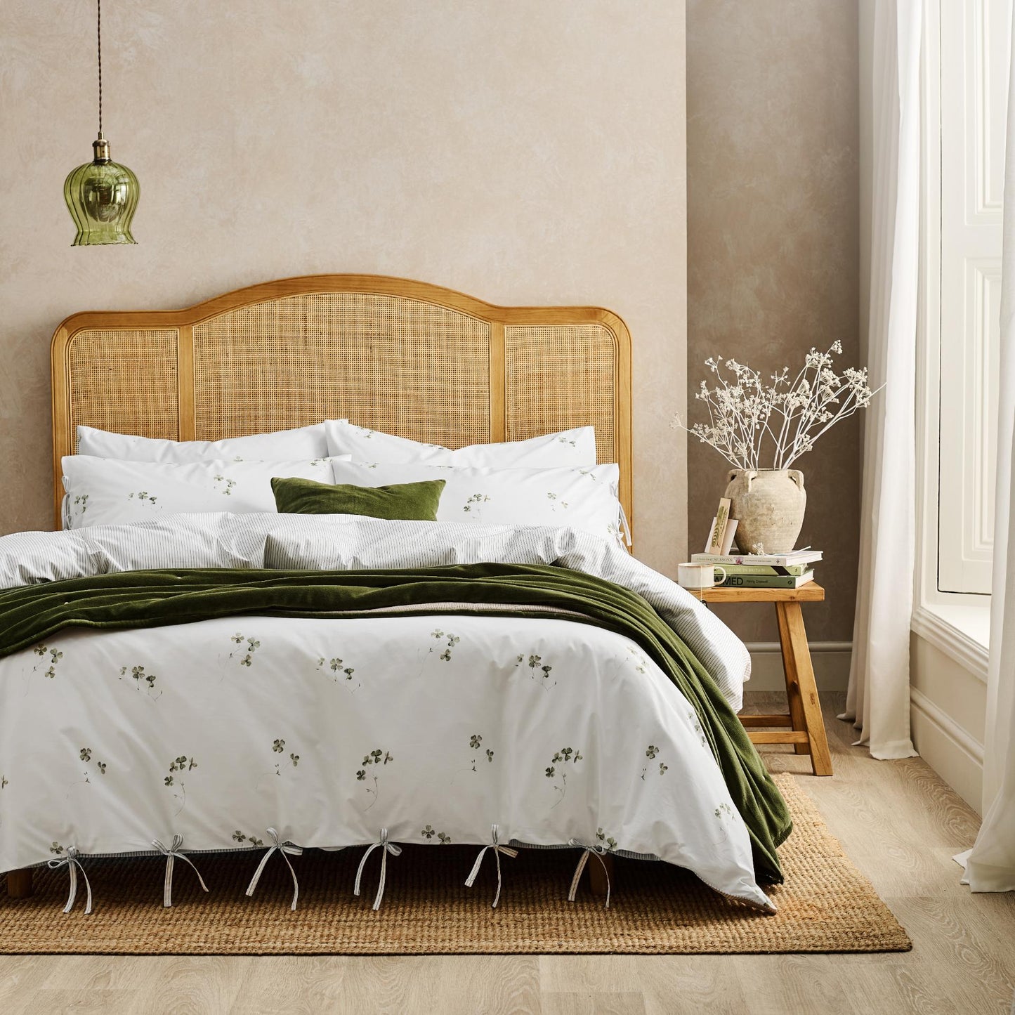 Christy Clover Duvet Set – Green