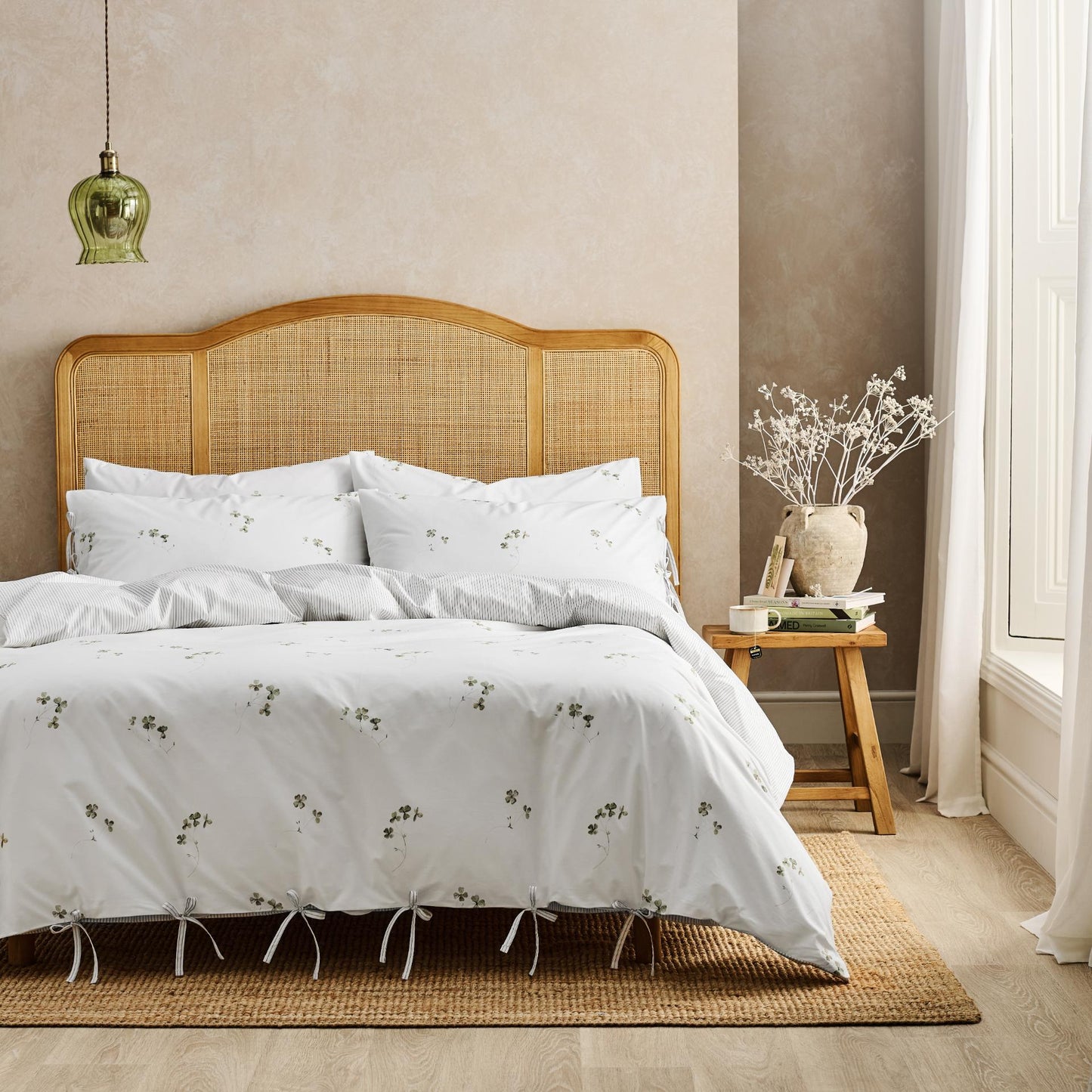 Christy Clover Duvet Set – Green