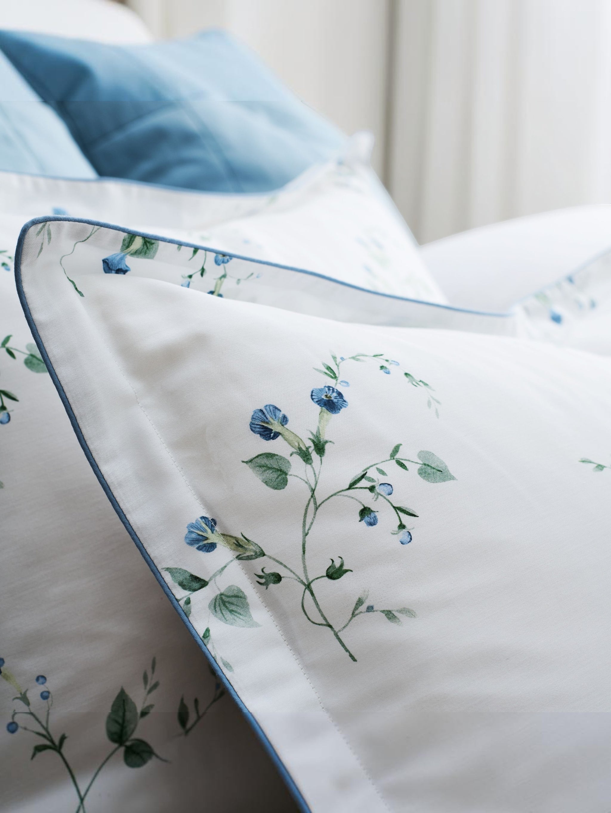 Christy Forget Me Knot Pillow Cover - 200 Thread Count Sateen