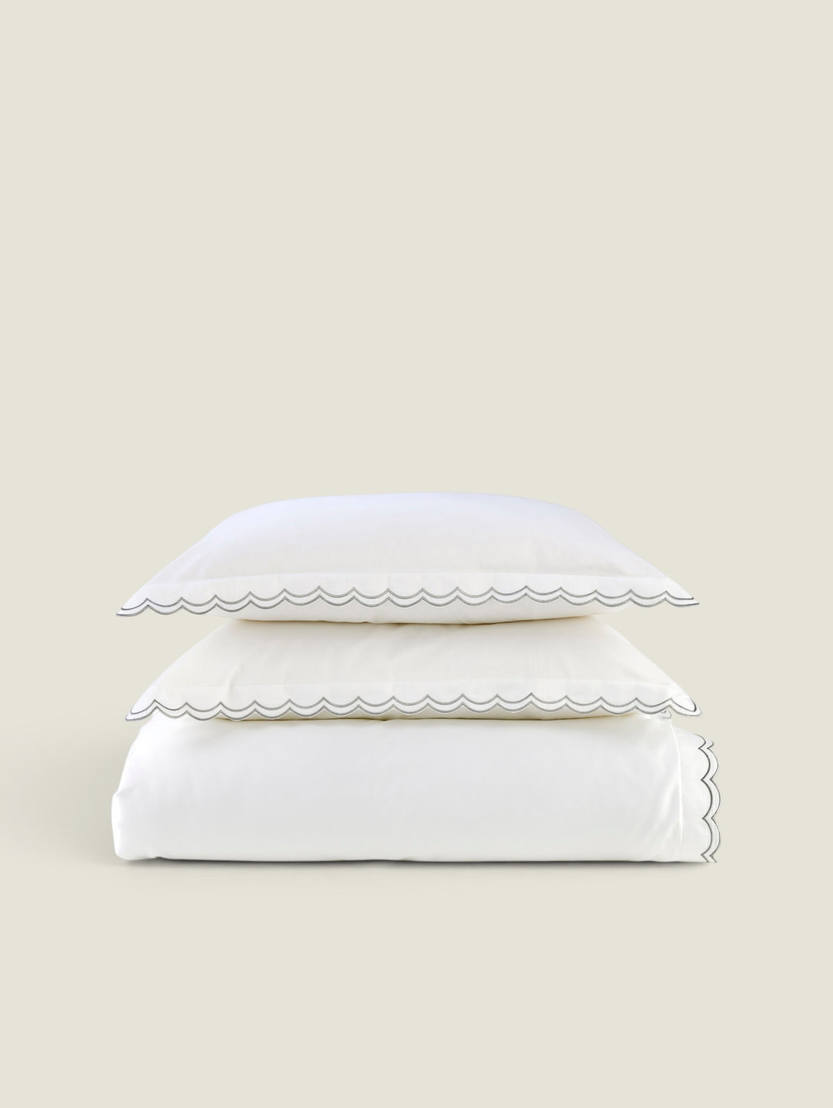 Christy Scallop Edge Duvet Set - 300 Thread Count Sateen King / Light Grey
