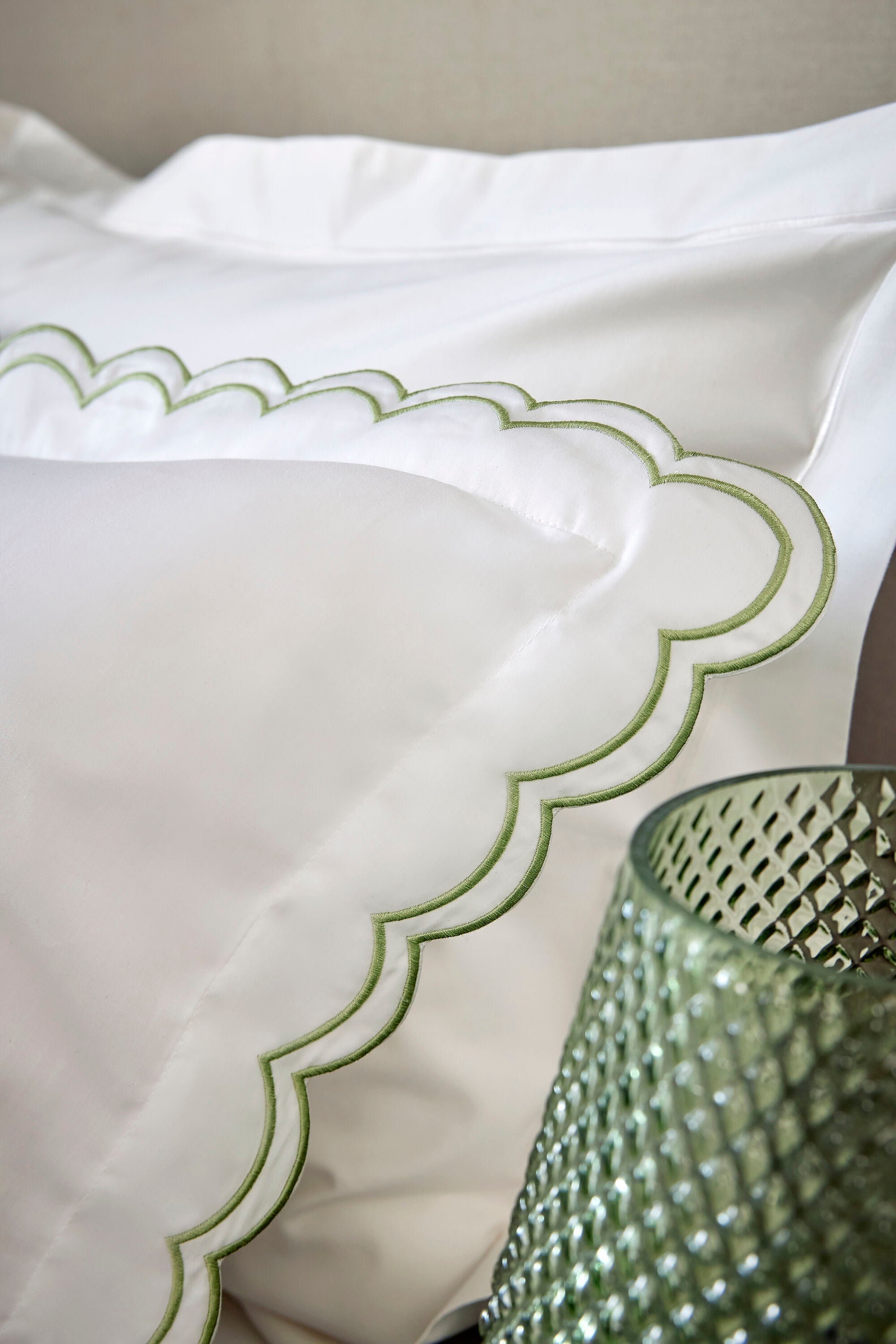 Scallop Edge Duvet Set Green / Gulf Super King Duvet Set - 260x240, 50x80 +3 CM (2)