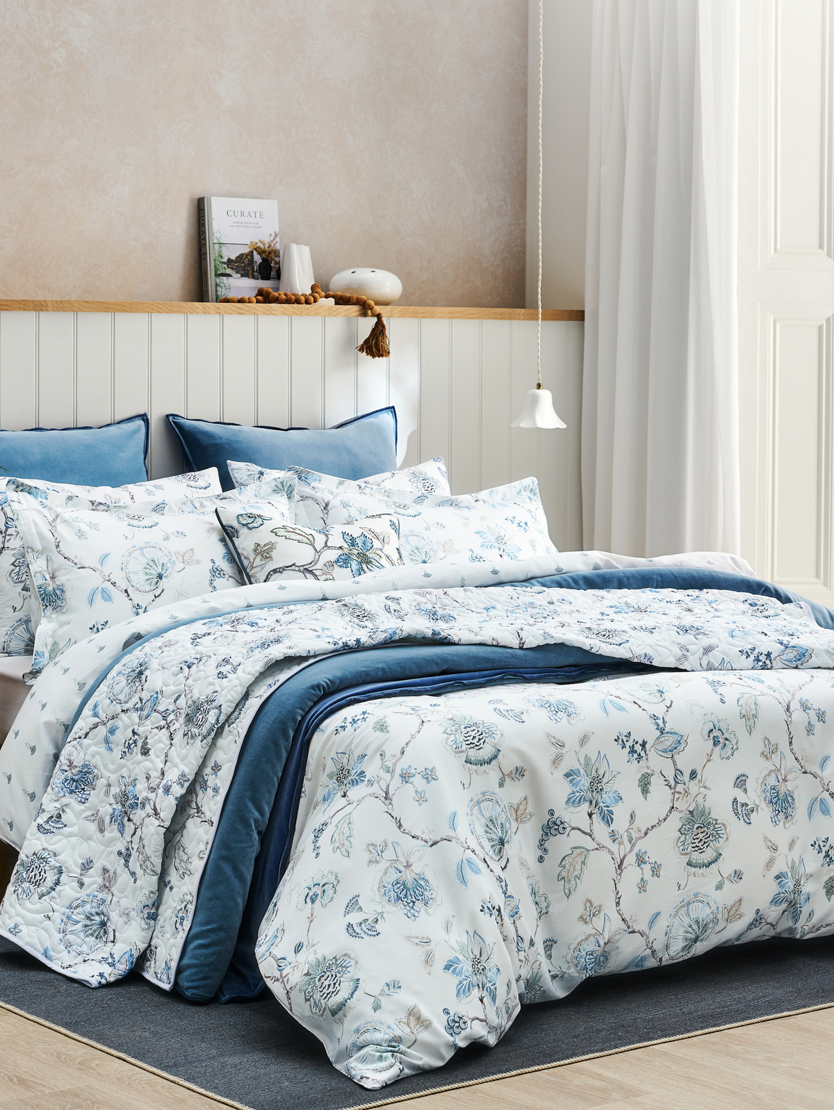 Christy Tropical Flower Duvet Set