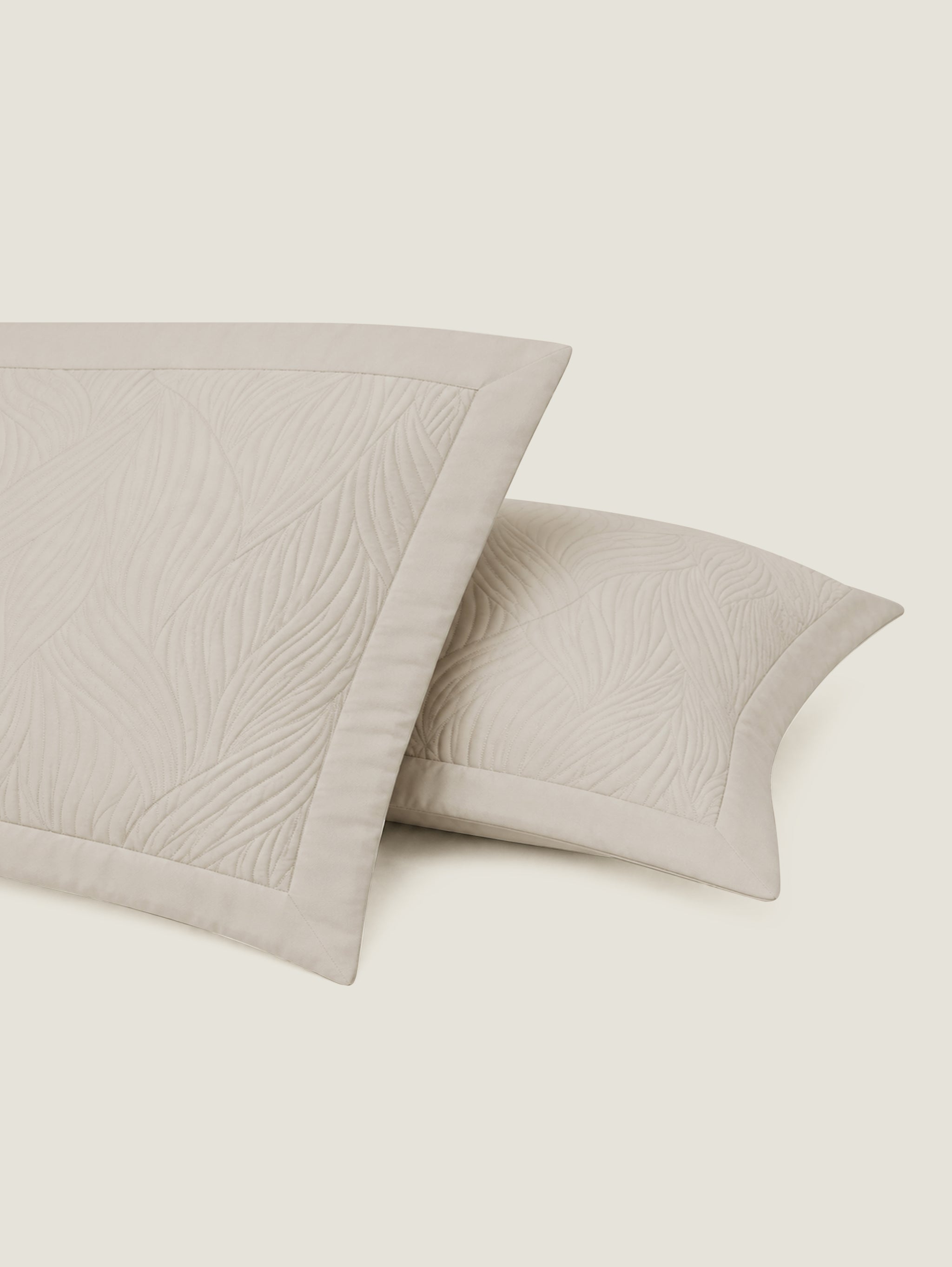 Bellis 3pc Bed Spread Set