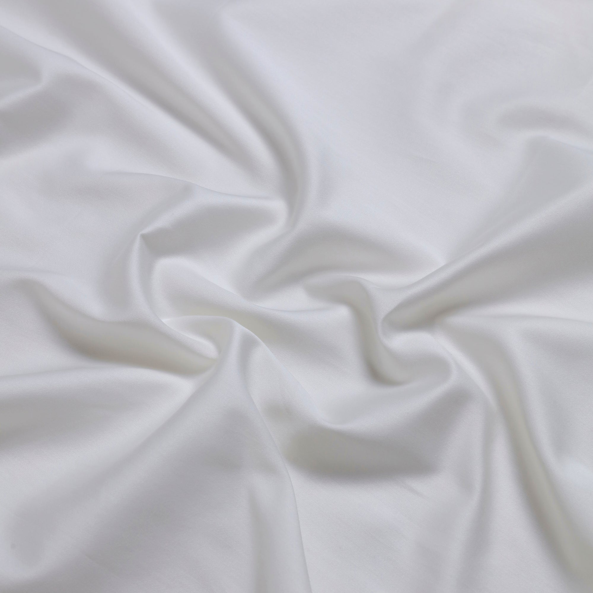Royal Living Fitted Sheet - 200 Thread Count