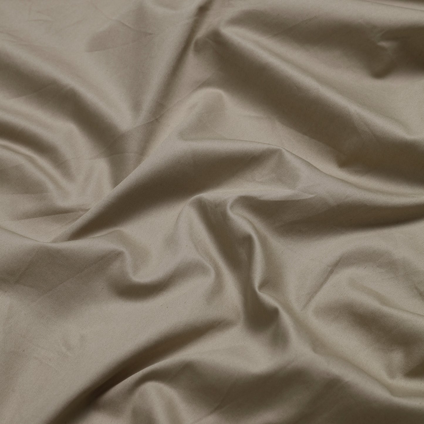 Royal Living Fitted Sheet - 200 Thread Count