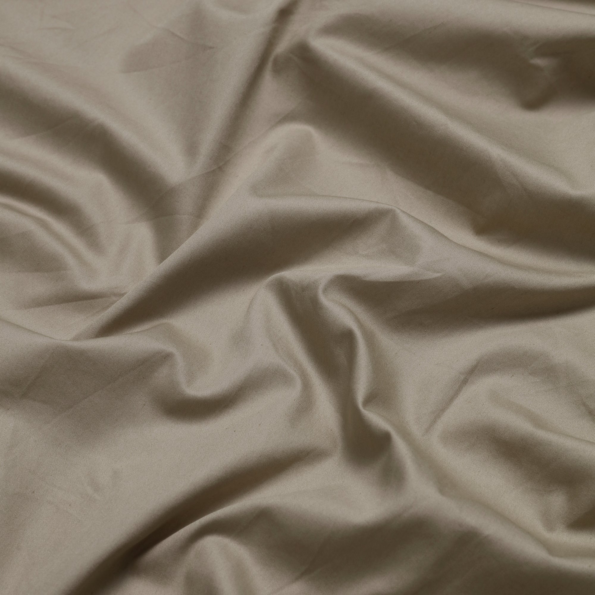 Royal Living Fitted Sheet - 200 Thread Count