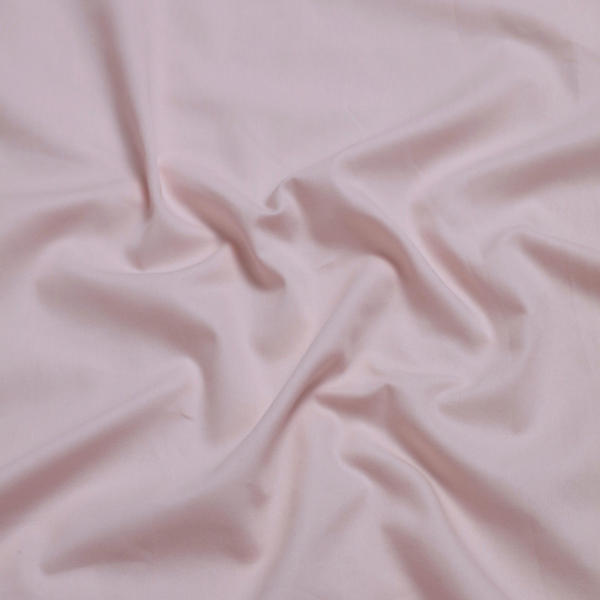 Royal Living Fitted Sheet - 200 Thread Count