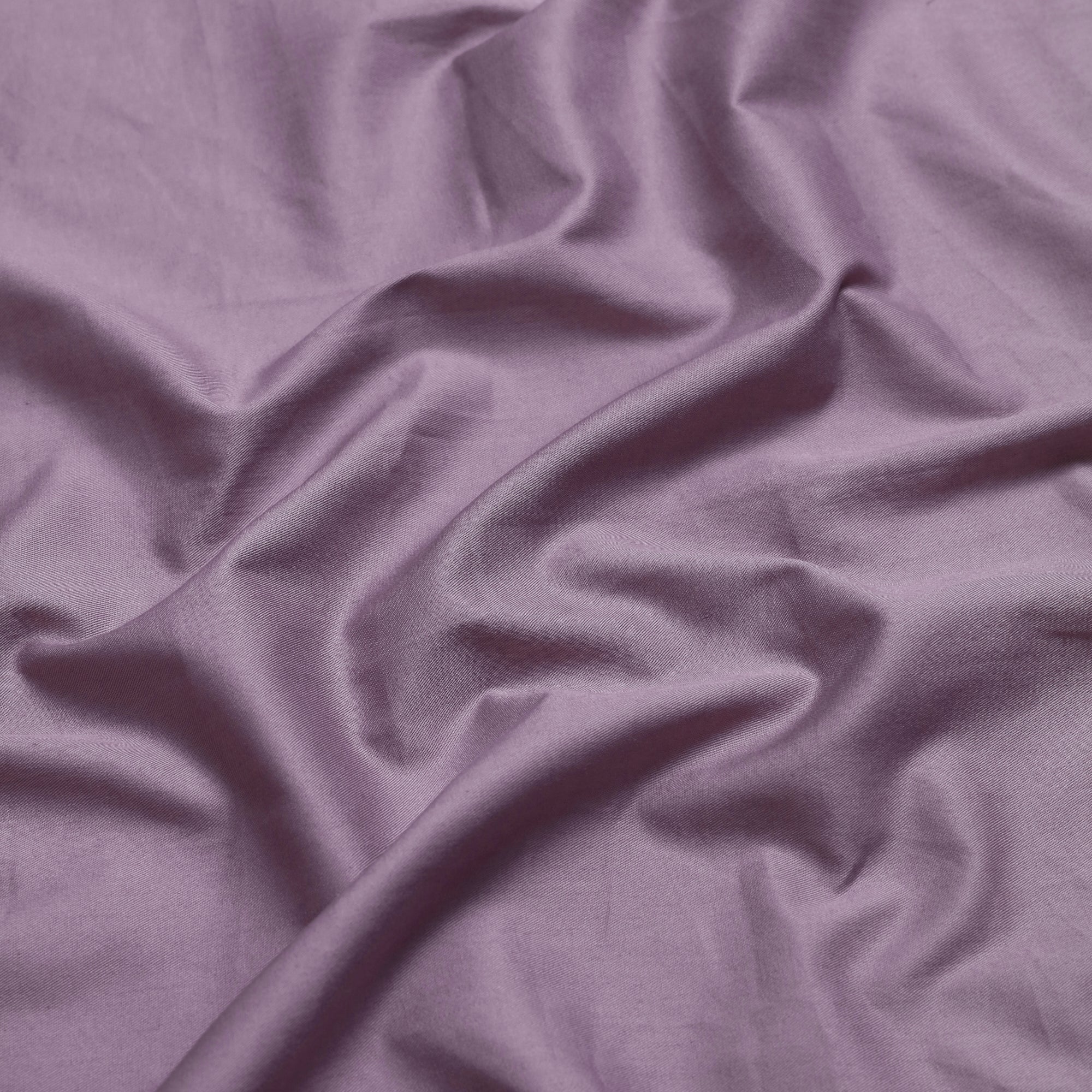 Royal Living Fitted Sheet - 200 Thread Count