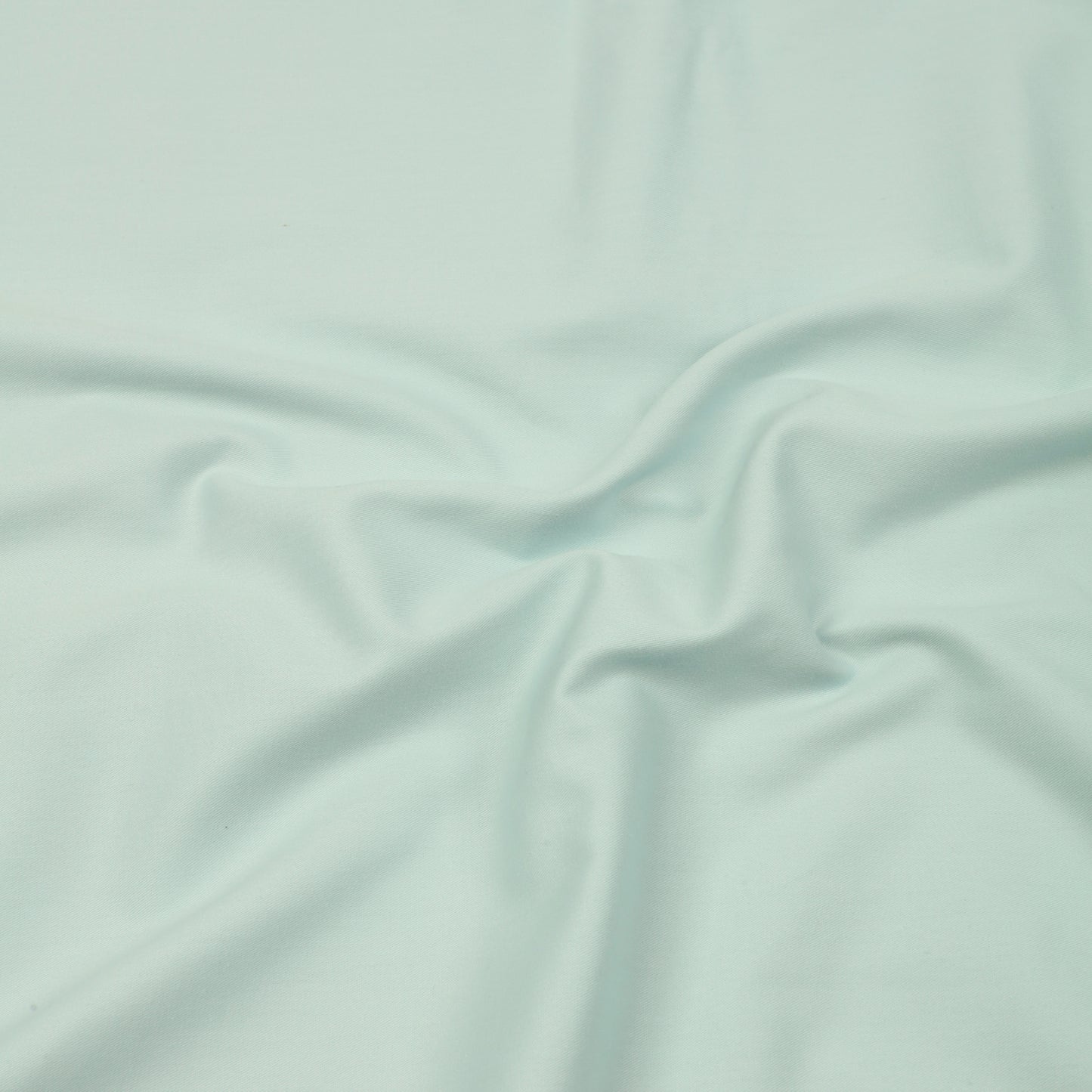 Royal Living Fitted Sheet - 200 Thread Count