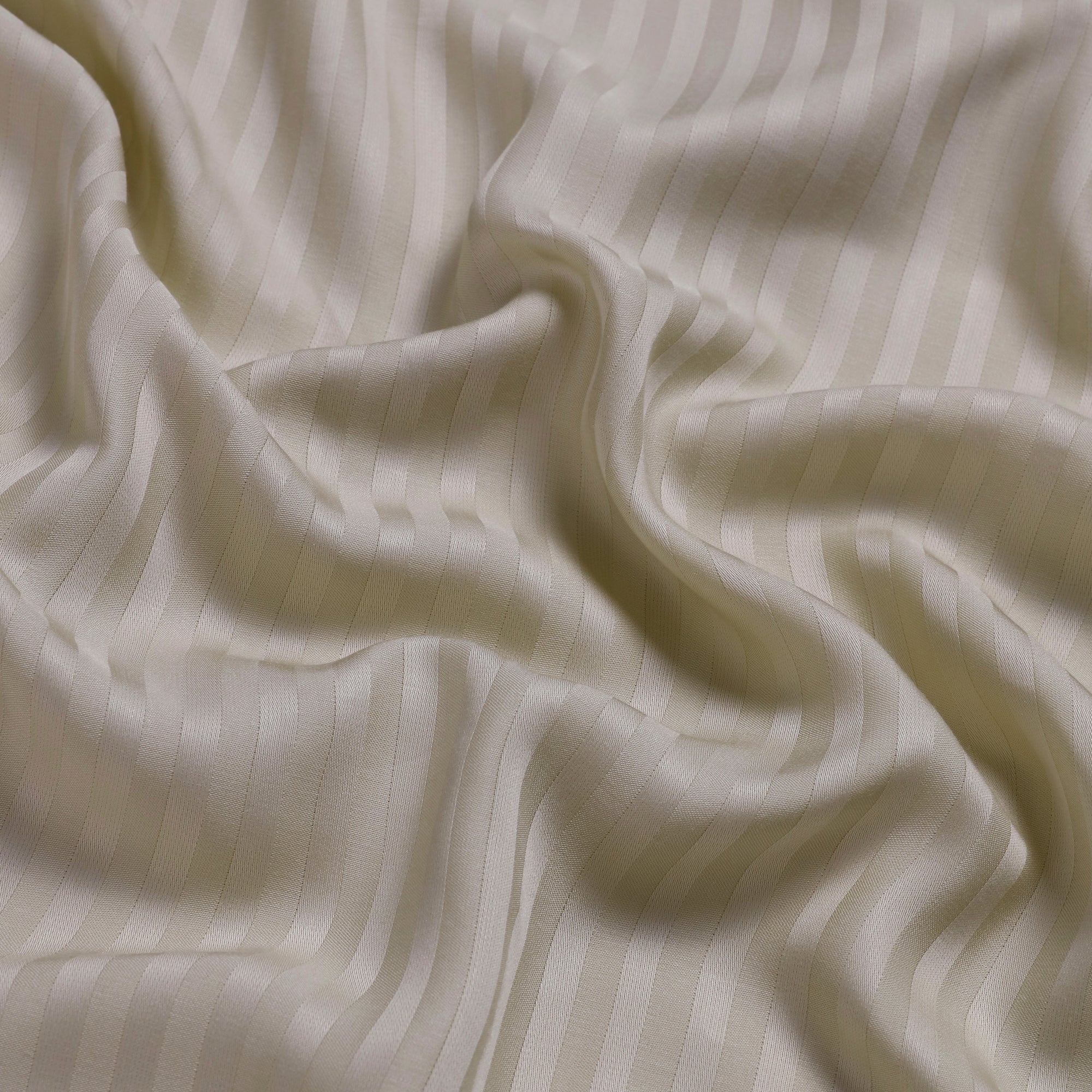 3 Pcs Luxurious 300 Thread Count Bamboo  Sateen Thin Stripe Duvet Cover Set
