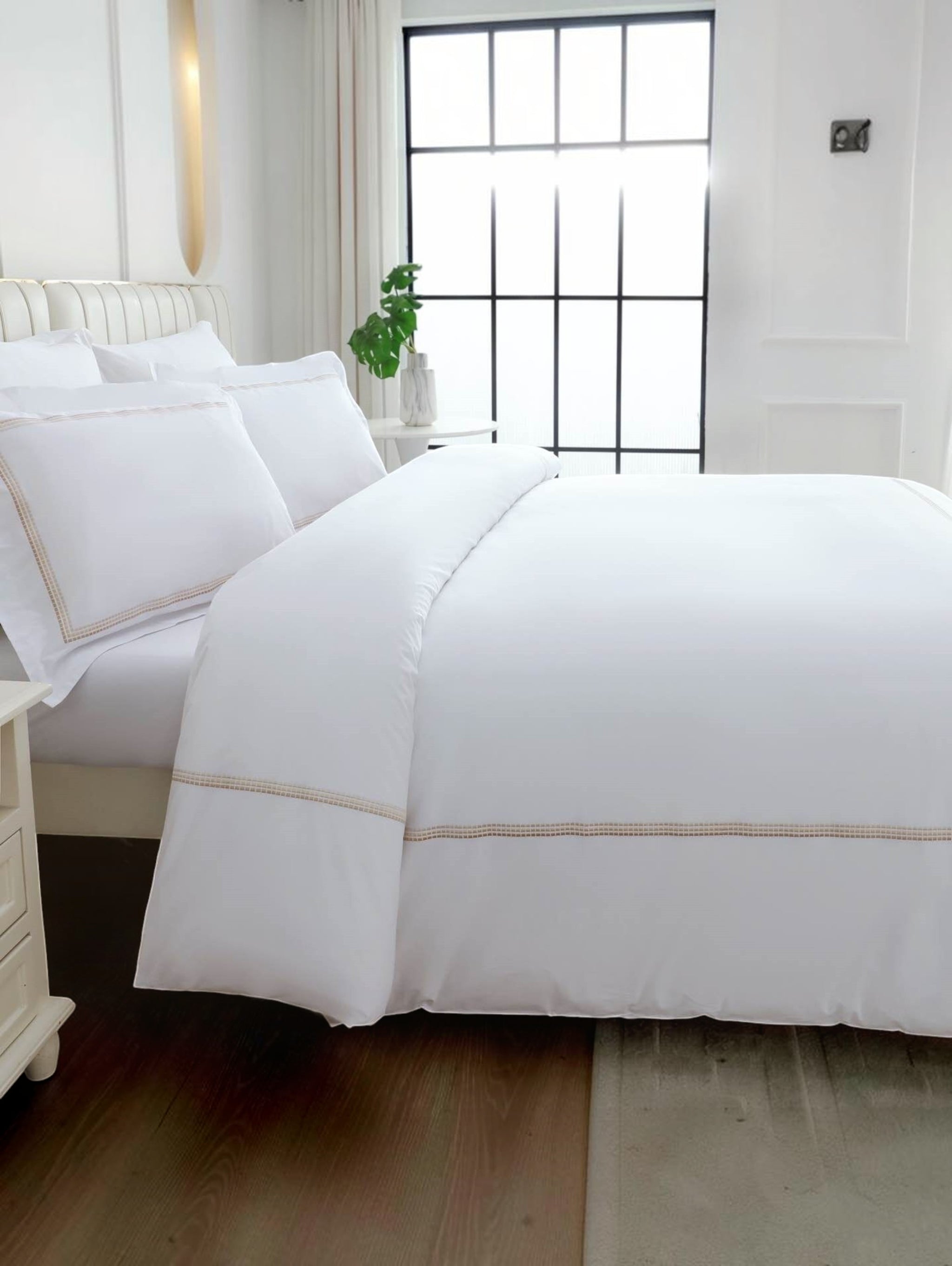 Dwell Alexis Duvet Set - 200 Thread Count Percale