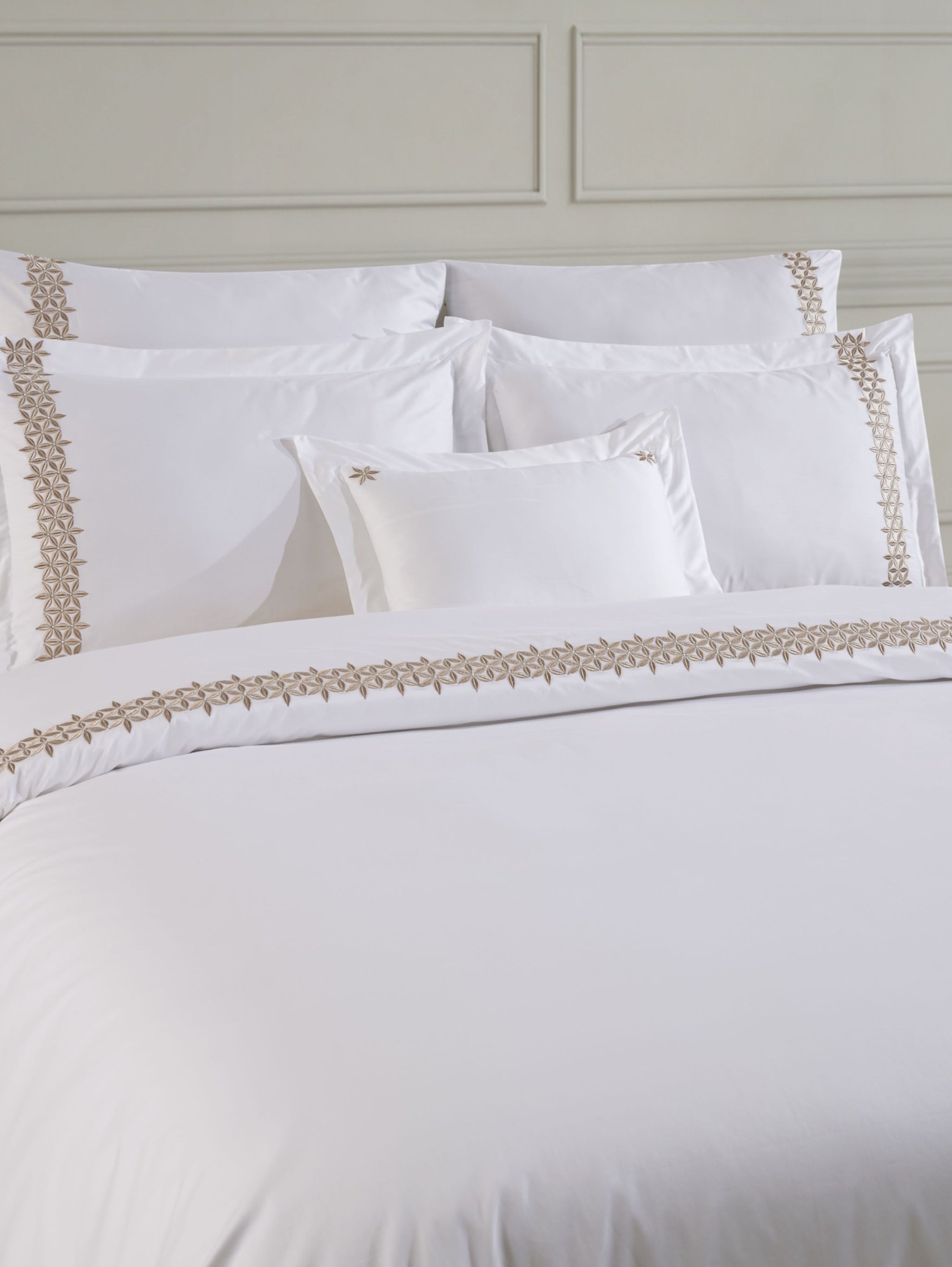 Leyla Embroidered Duvet Cover Set