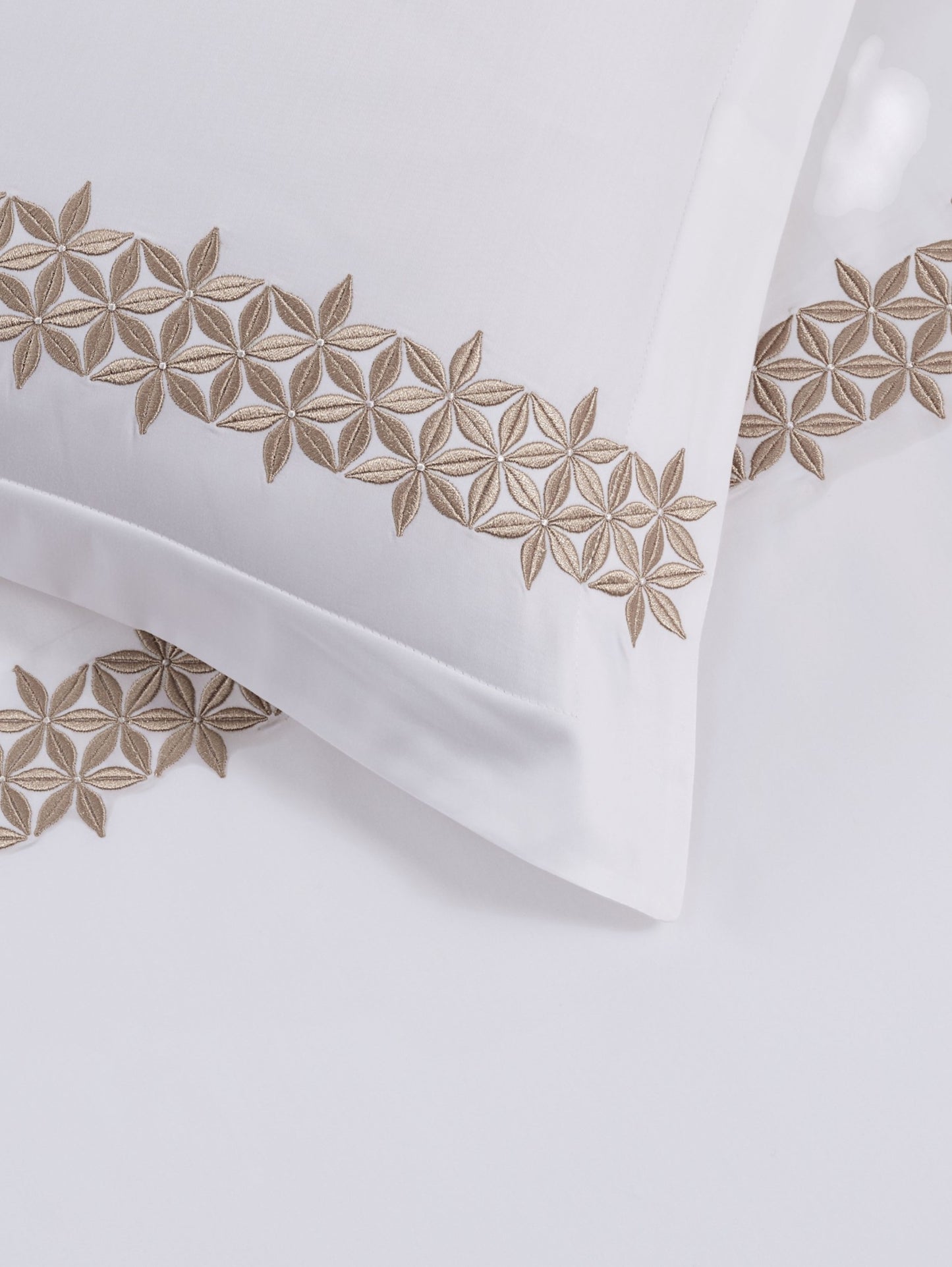 Leyla Embroidered Duvet Cover Set
