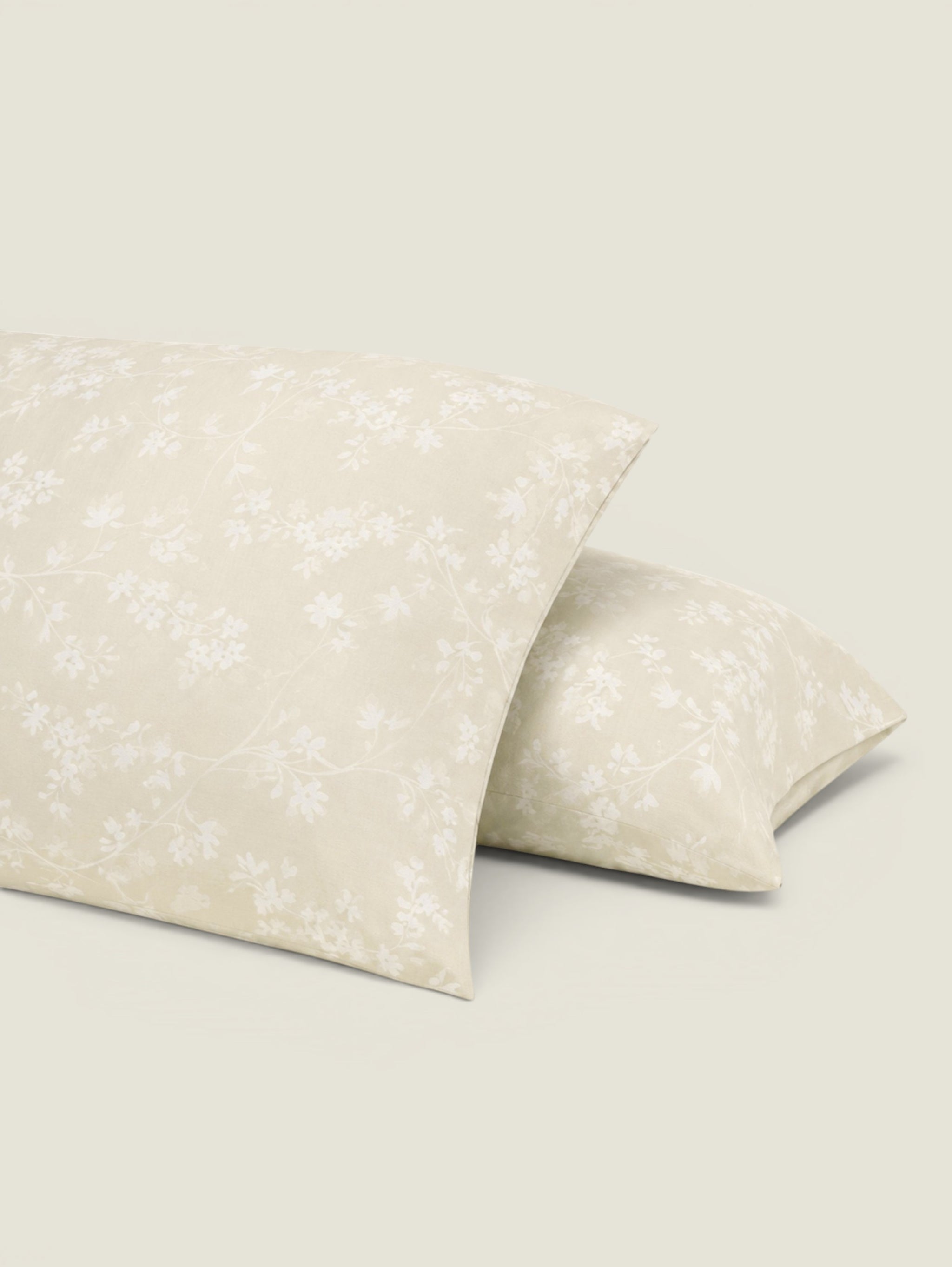 Gardenia Jacquard 4pc Duvet Cover Set - Beige