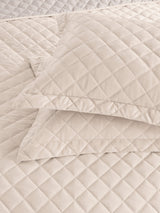 Lindsey 3-Piece Quilted Velvet Bedspread Set – Soft, Breathable & Lightweight