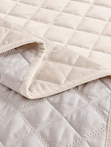 Lindsey 3-Piece Quilted Velvet Bedspread Set – Soft, Breathable & Lightweight