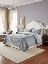 Lindsey 3-Piece Quilted Velvet Bedspread Set – Soft, Breathable & Lightweight
