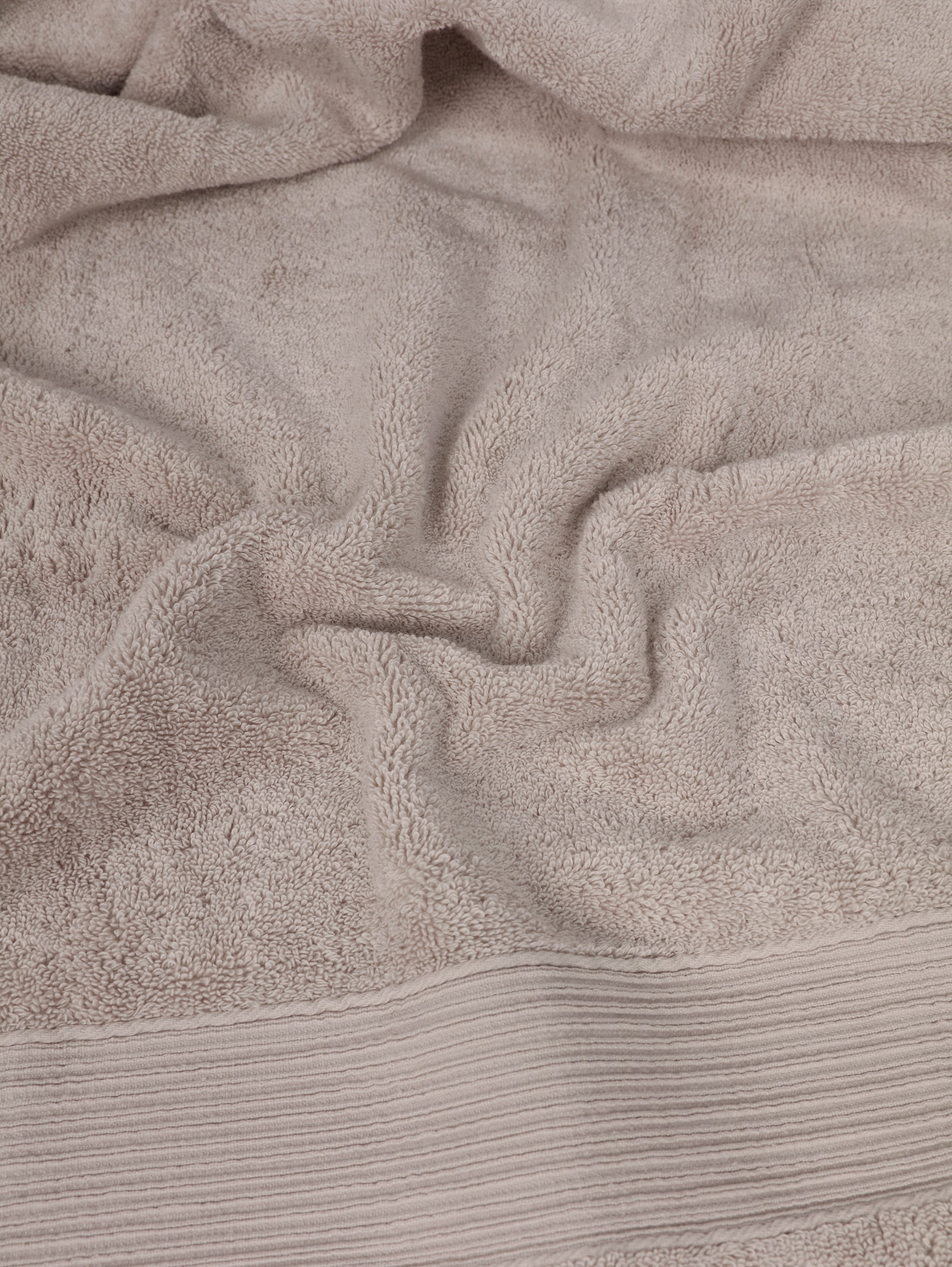 Dwell Egyptian Premium Cotton Towels 700 GSM