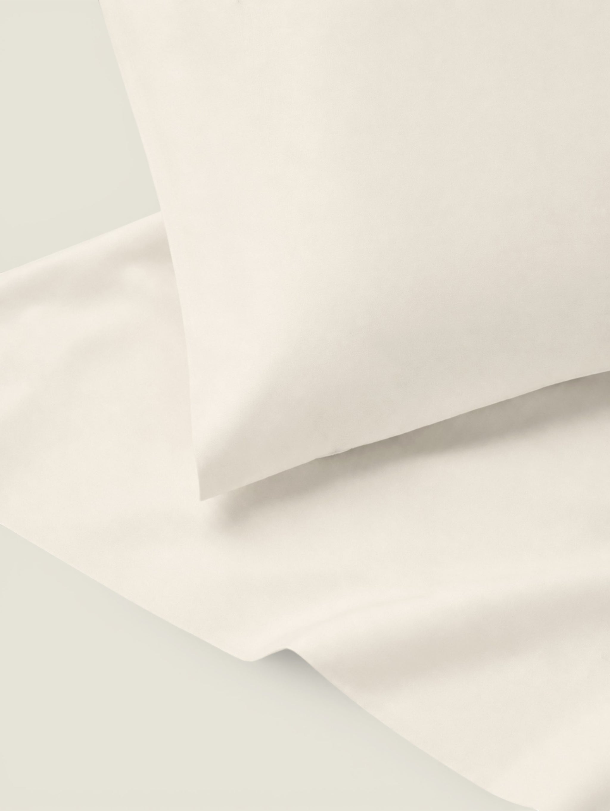 Imperial 300 Thread Count Italian Comfort Sateen 2 Pc Pillow Case Set