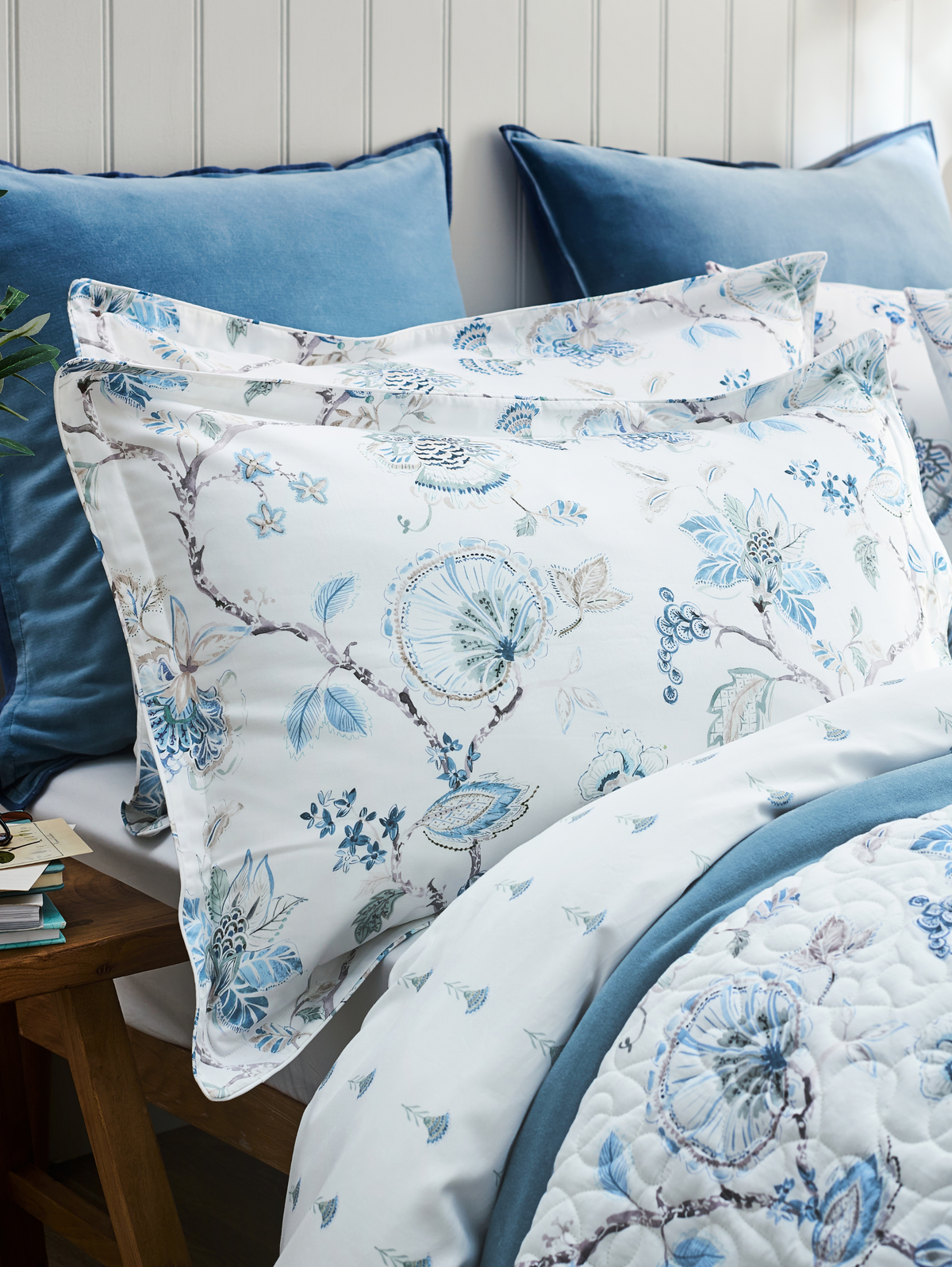Christy Tropical Flower Standard Pillow Case Pair