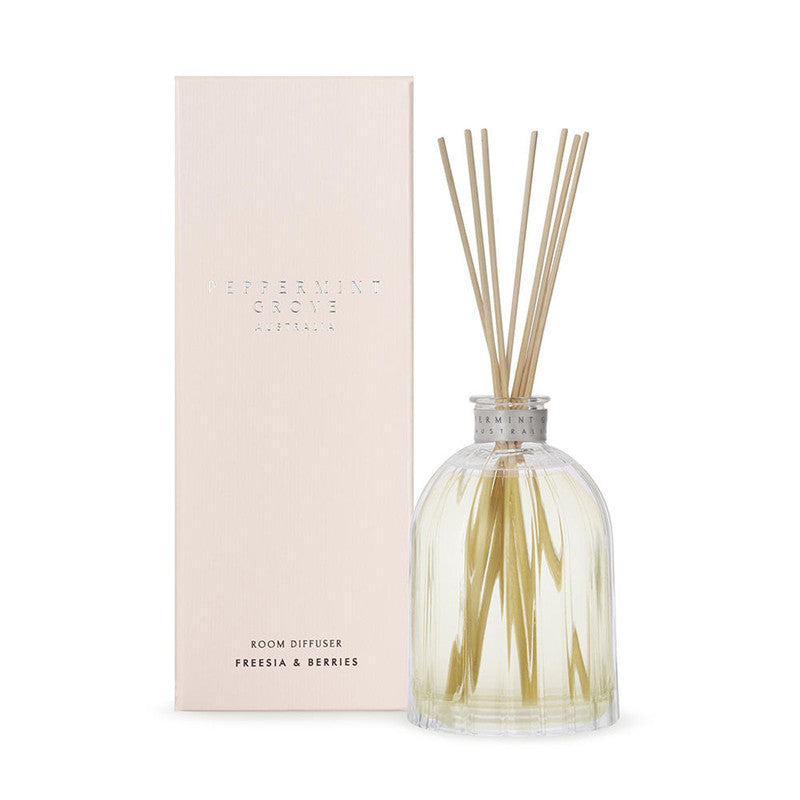Freesia & Berries Reed Diffuser
