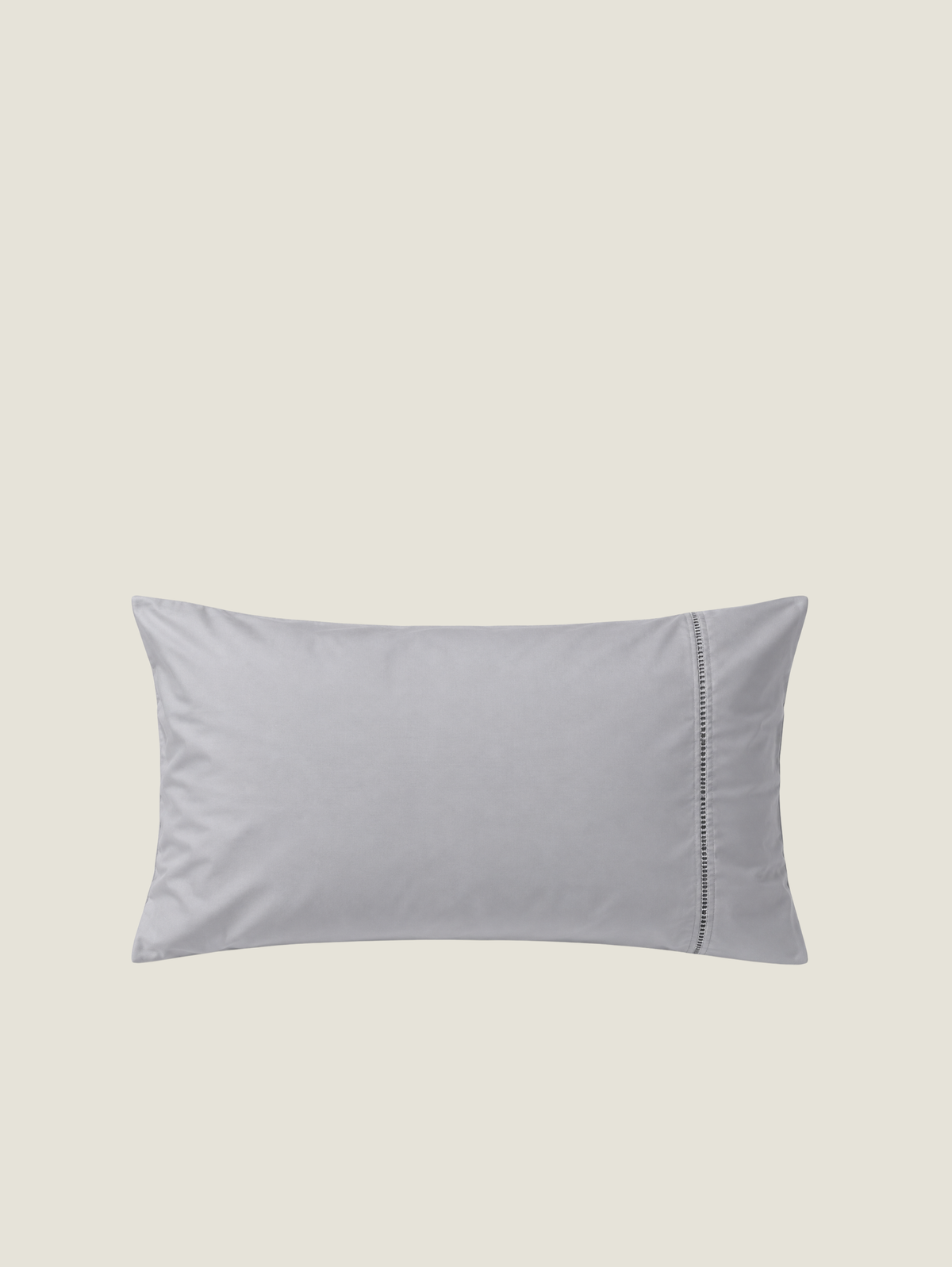 Valeron Jiardino Pillow Covers
