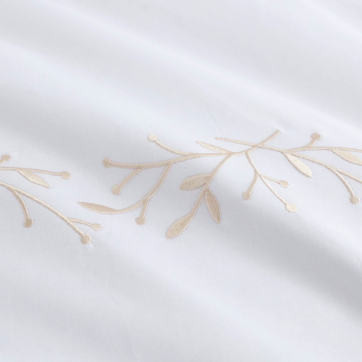100% Cotton Percale Embroidered 4 Piece Duvet Cover Set - Serene