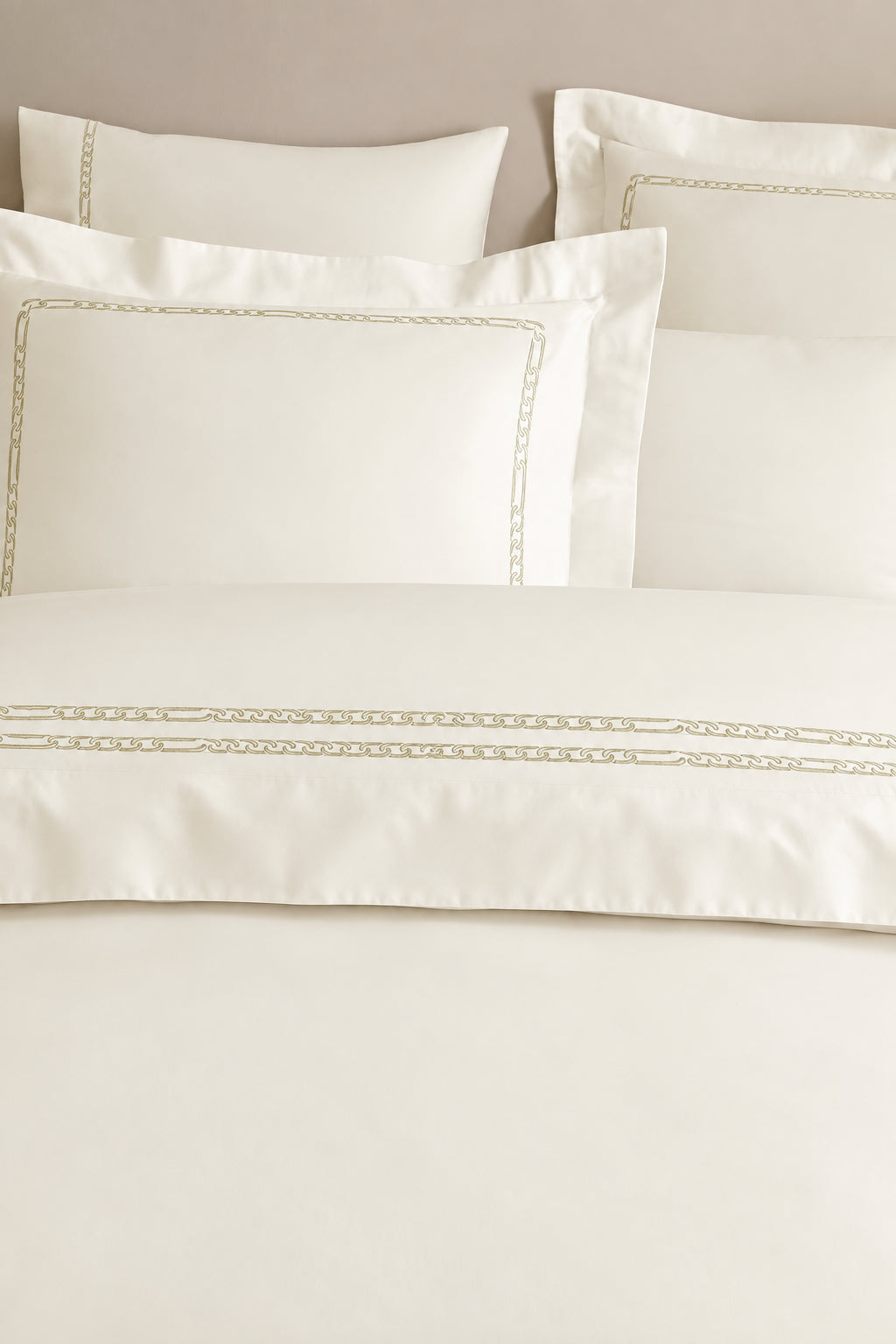 Valeron Maillon Duvet Setss-310 Thread Count – DWELL